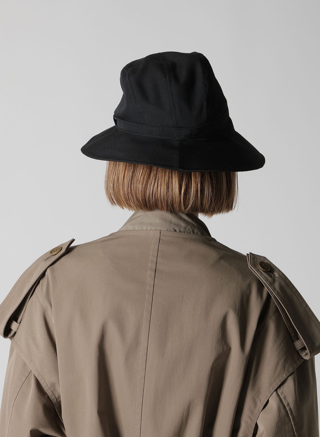 WOOL GABARDINE ARRANGED HAT