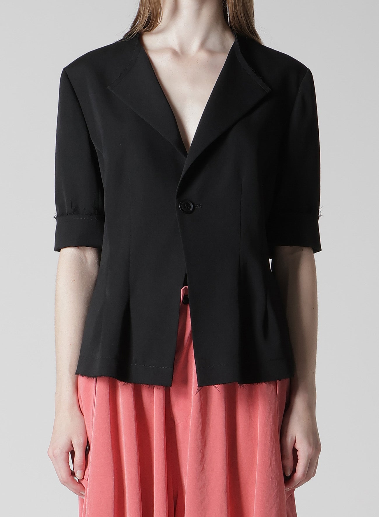 WOOL GABARDINE COLLARLESS SHORT JACKET
