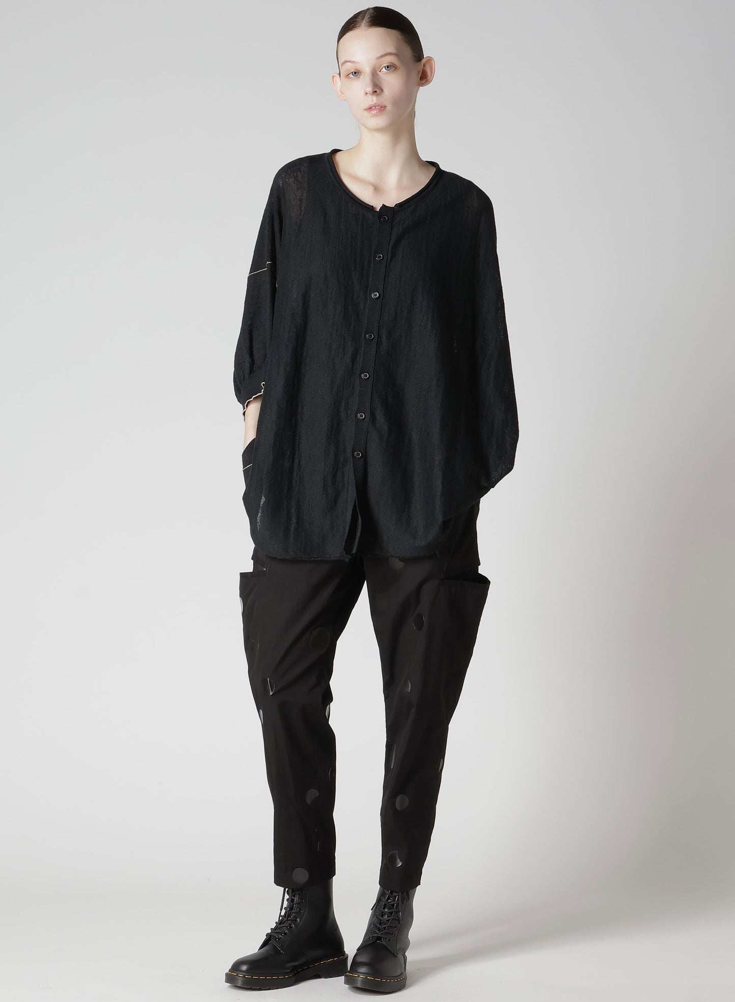 100/2 BROAD DOT PIGMENT PRINT TAPERED PANTS