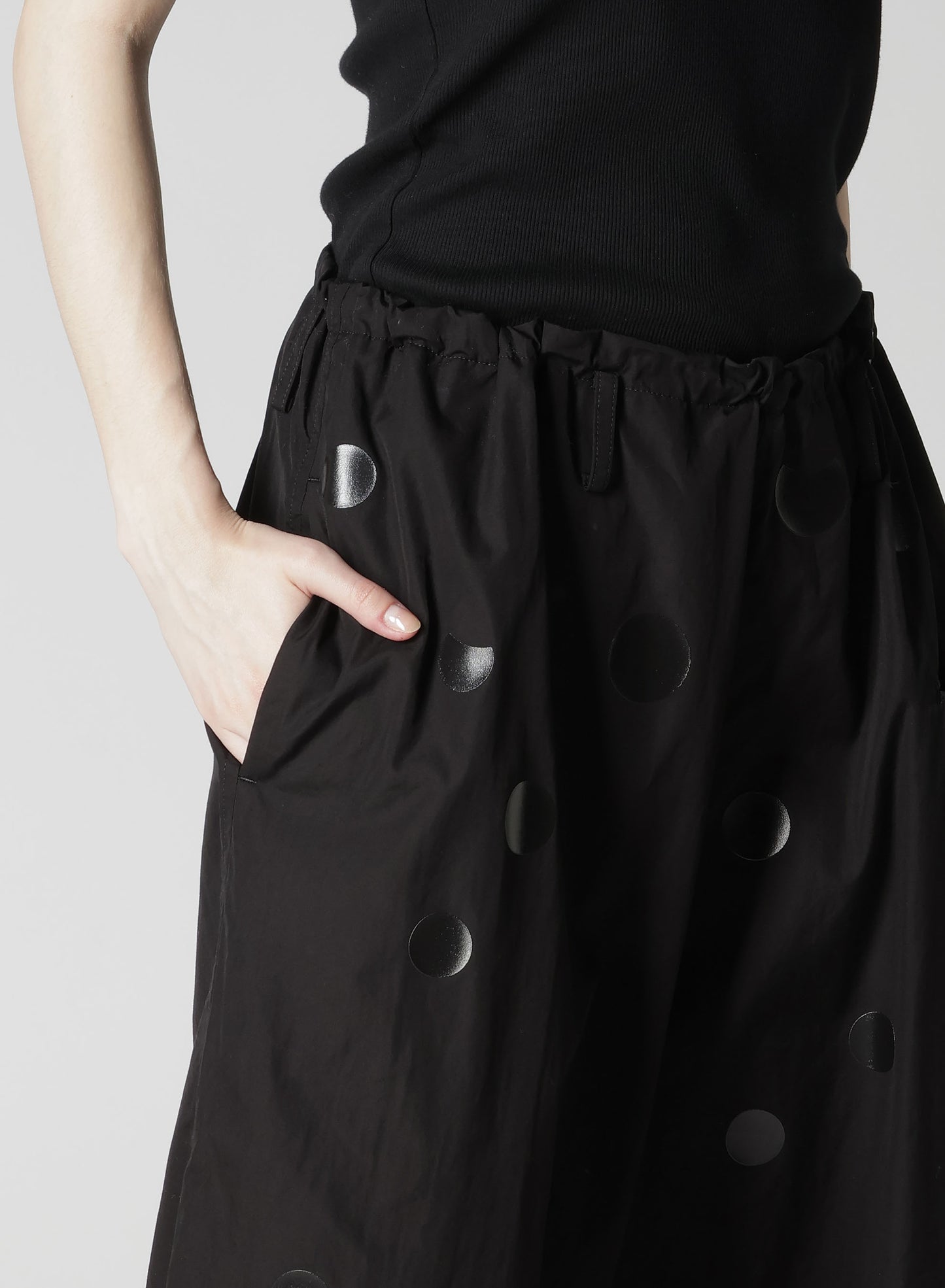 100/2 BROAD DOT PIGMENT PRINT STRING WAIST PANTS