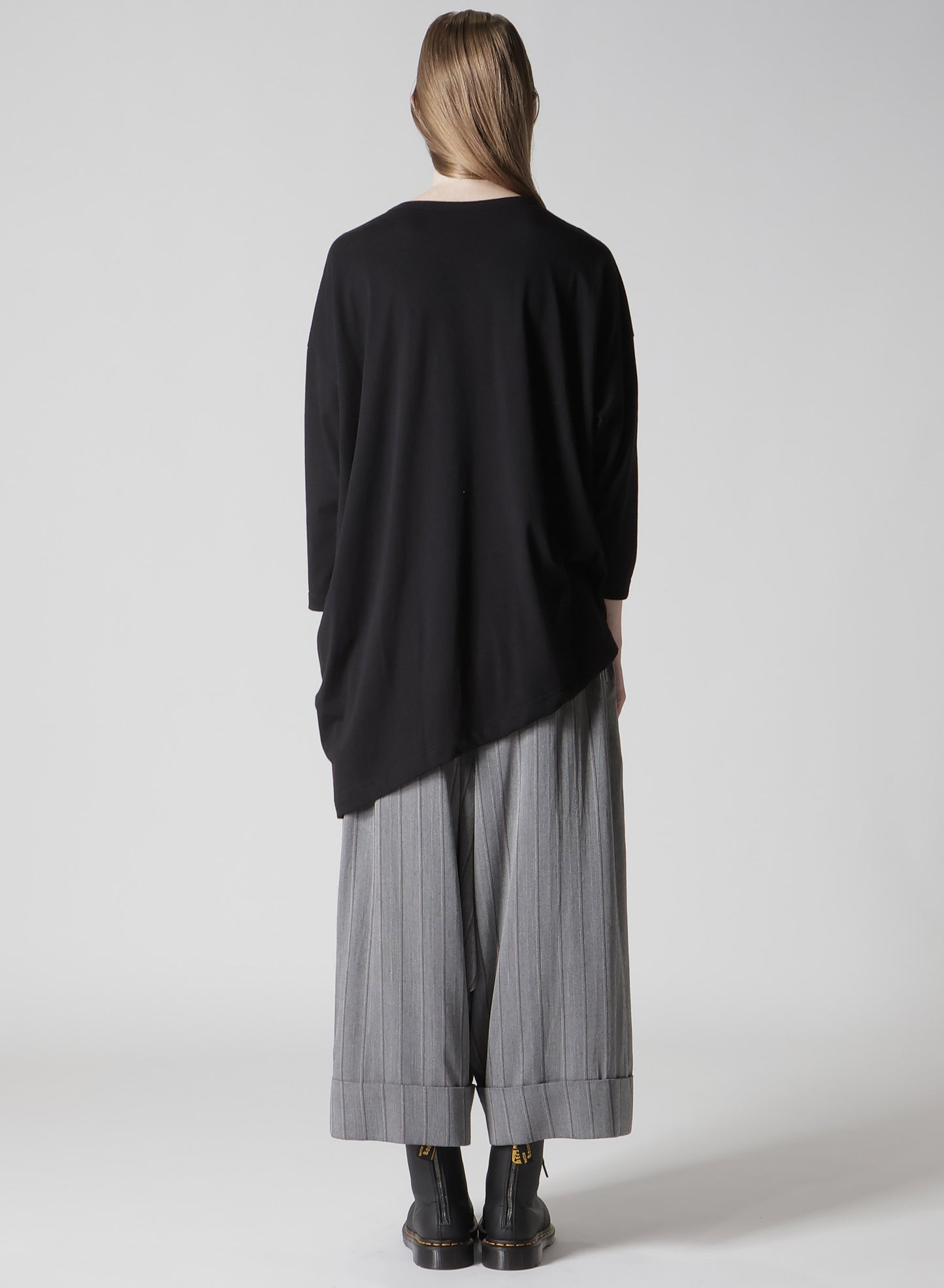 COTTON JERSEY LACE PRINT ASYMMETRIC DRAPE TEE