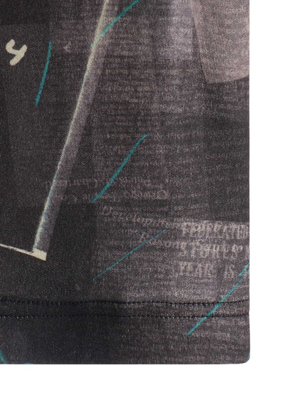 CELLULOSE NEWSPAPER PRINT SHORT SLEEVE TEE