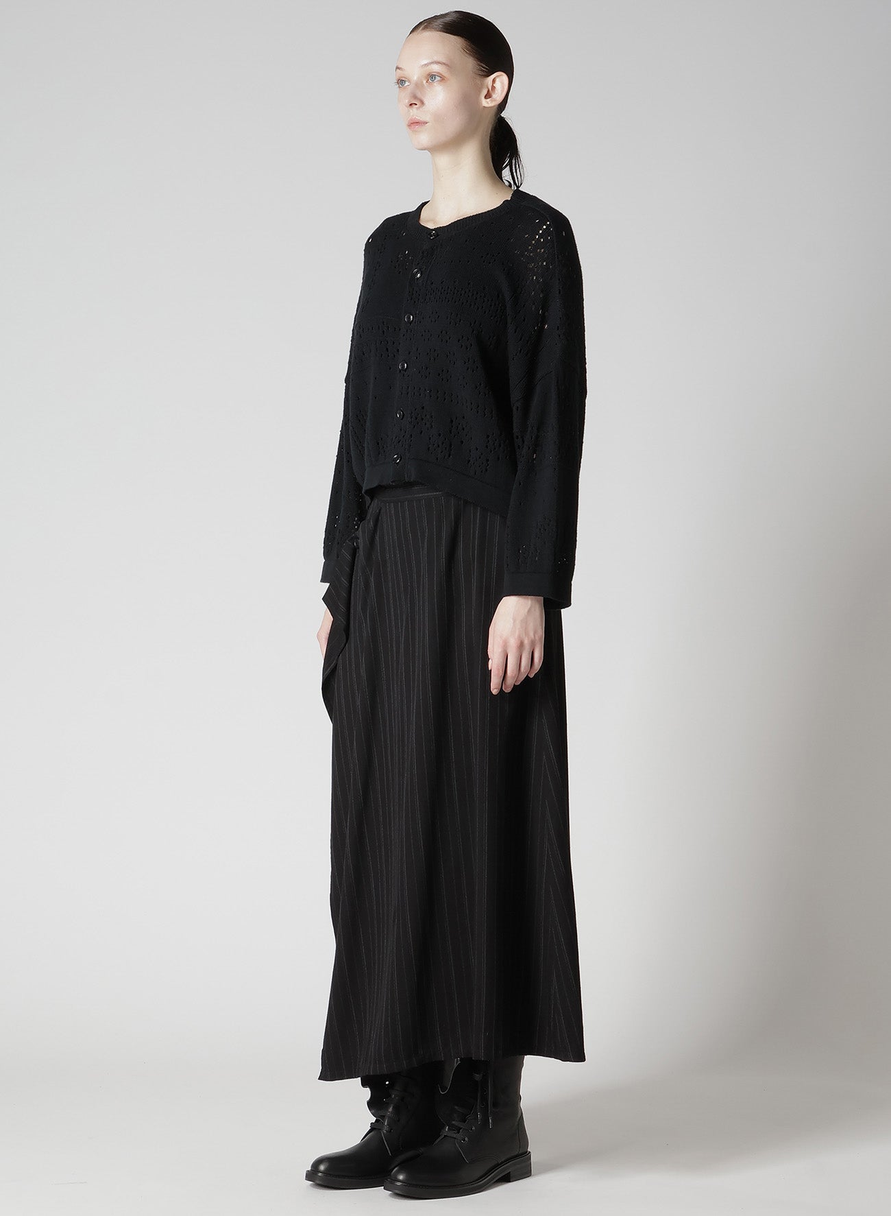 PATCHWORK LACE CROPPED CARDIGAN