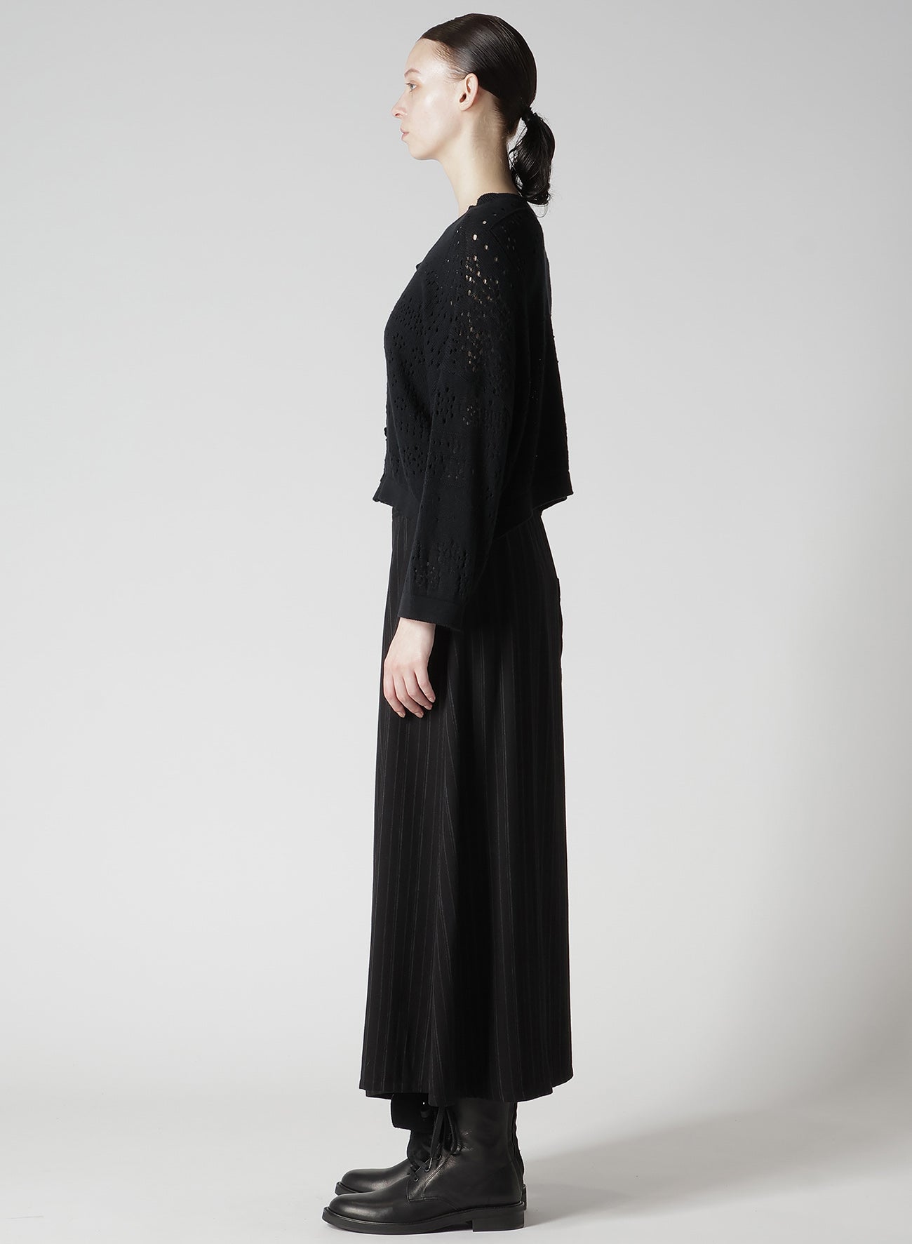 PATCHWORK LACE CROPPED CARDIGAN