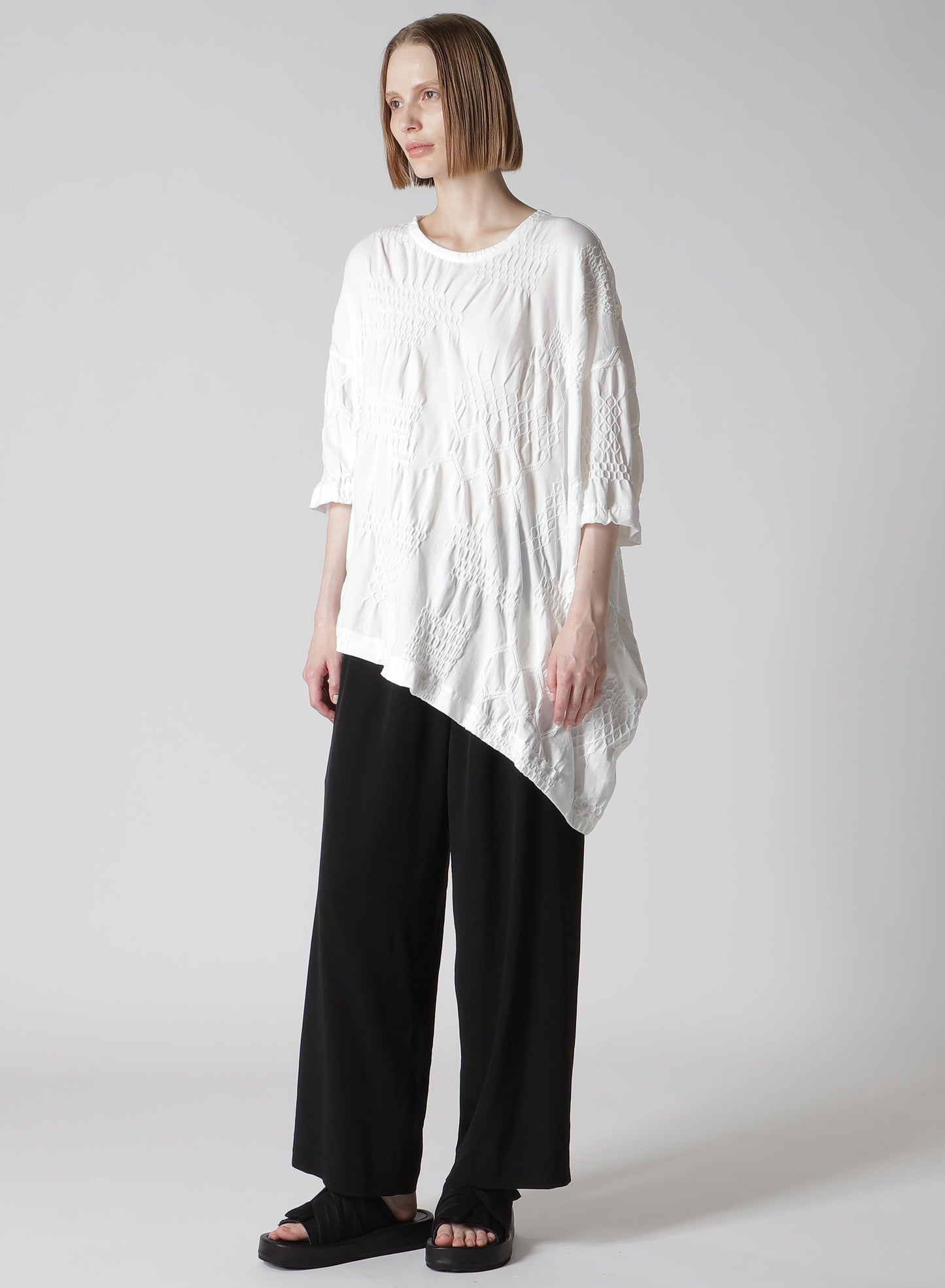 SMOCKING JQ ASYMMETRIC 3/4 SLEEVE TEE