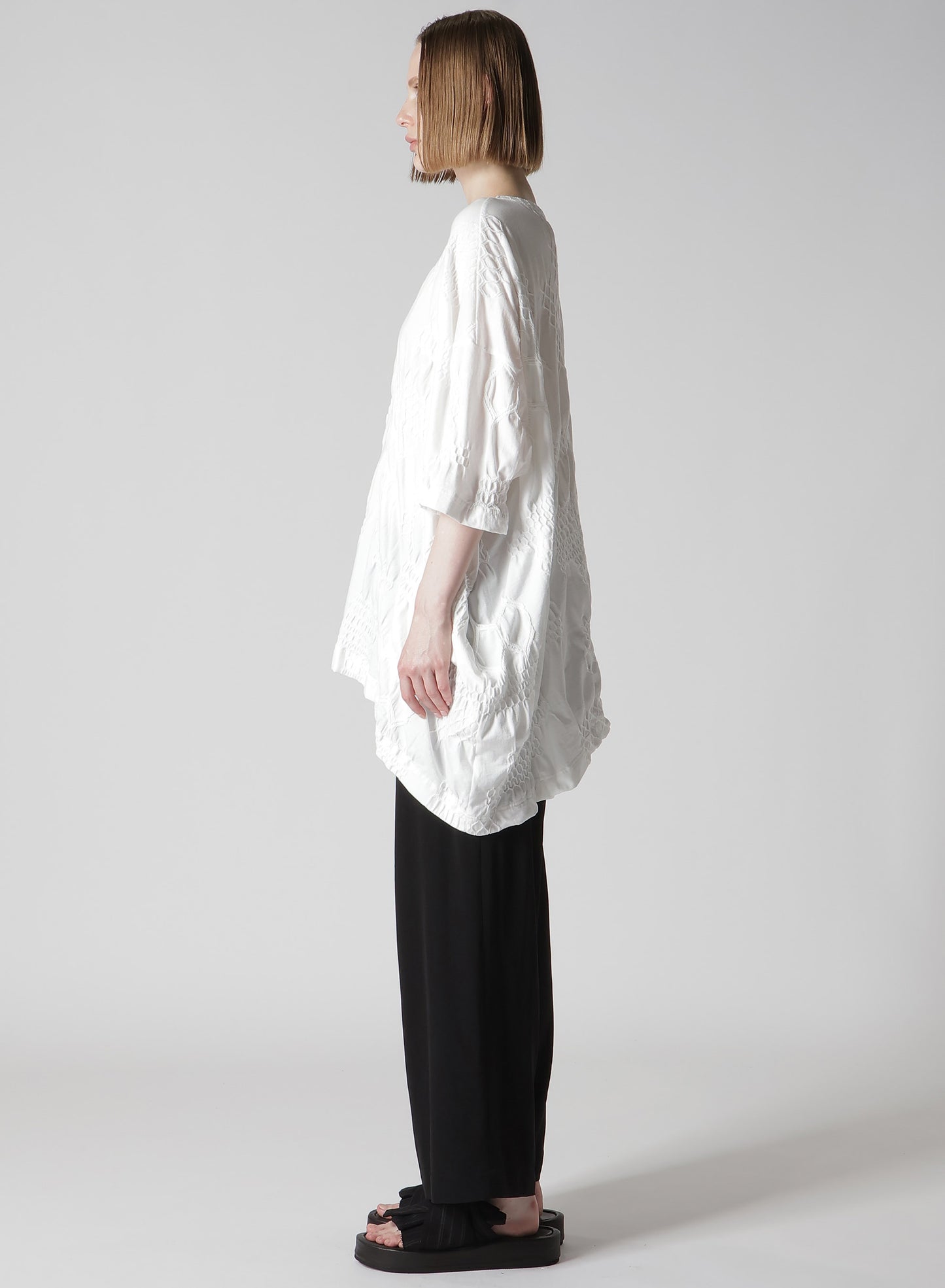 SMOCKING JQ ASYMMETRIC 3/4 SLEEVE TEE