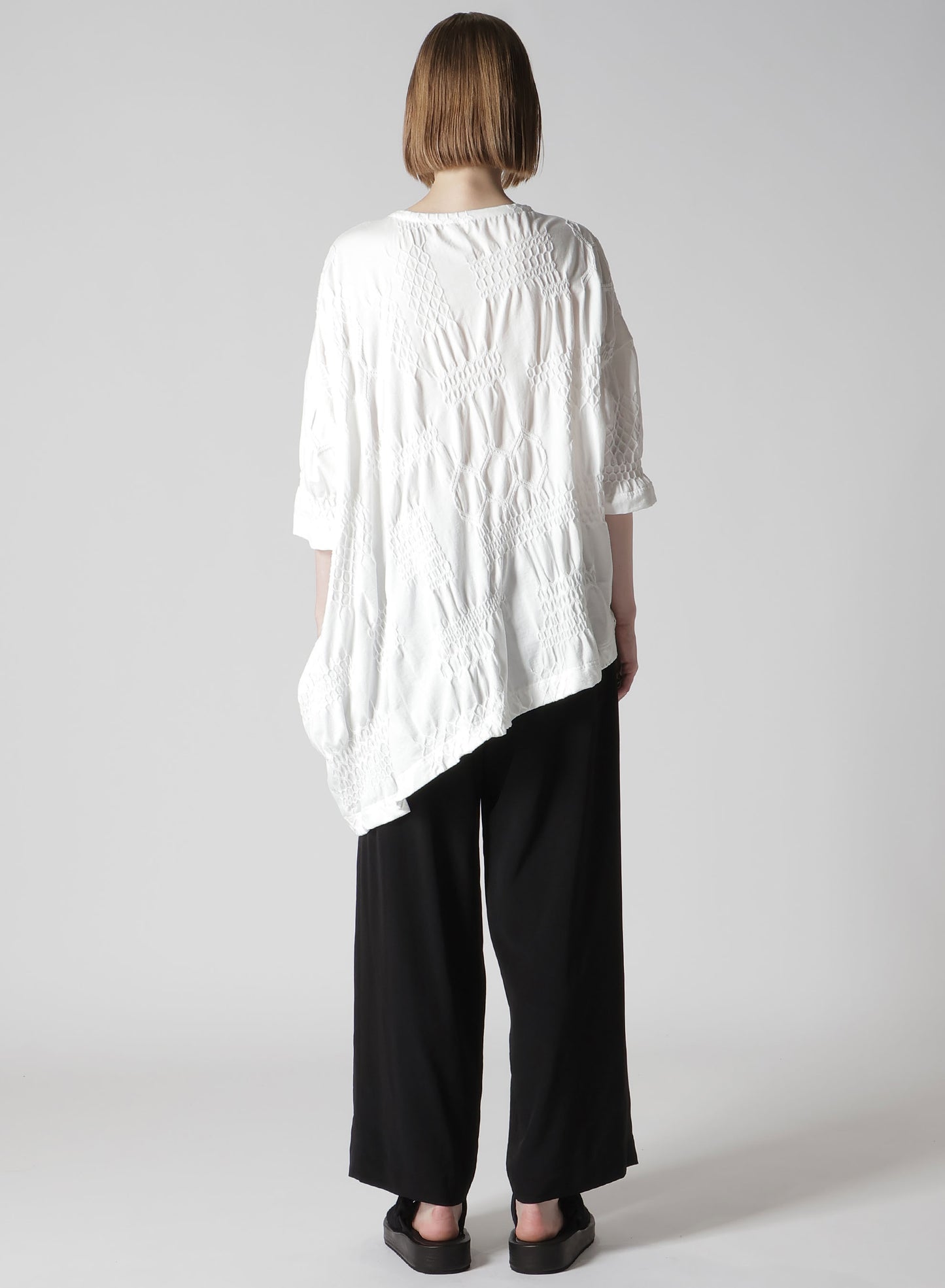 SMOCKING JQ ASYMMETRIC 3/4 SLEEVE TEE