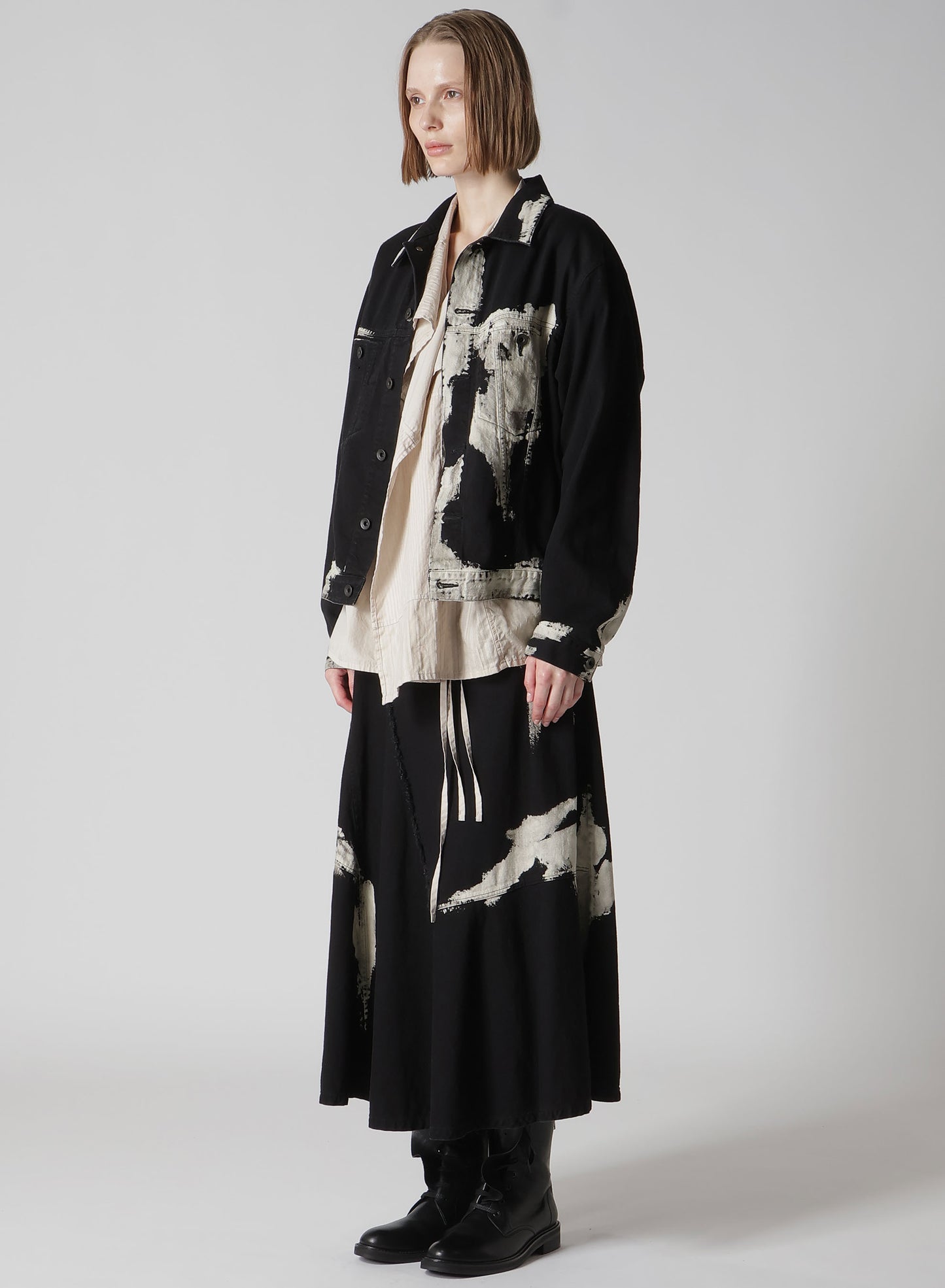 8OZ DENIM BRUSH BLEACH PANEL DENIM JACKET