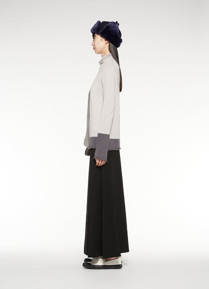 FRONT SLANT DESINED LAYERED NECK KNIT