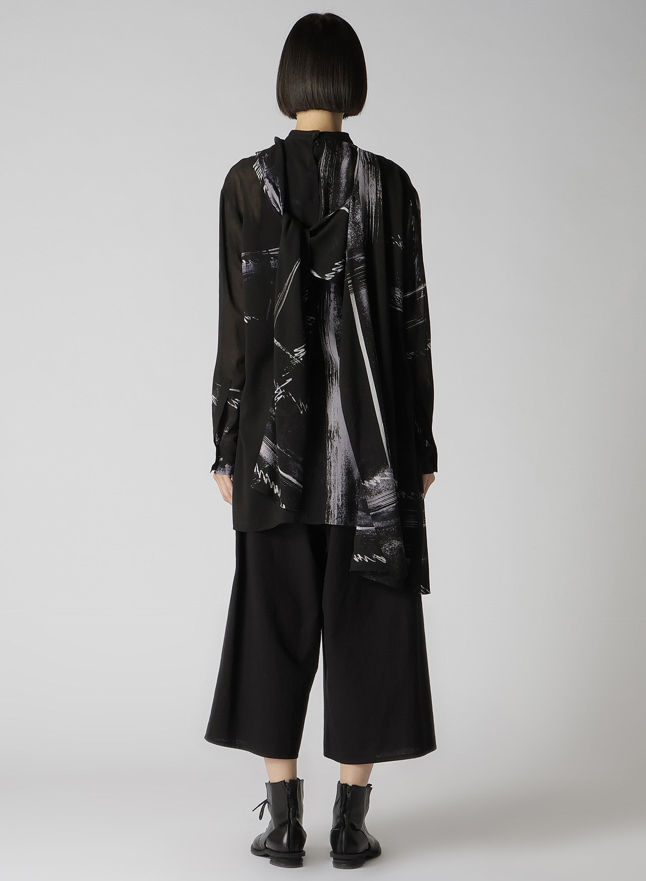 CU/ LAWN BLURRED CHECK BACK TIE BLOUSE