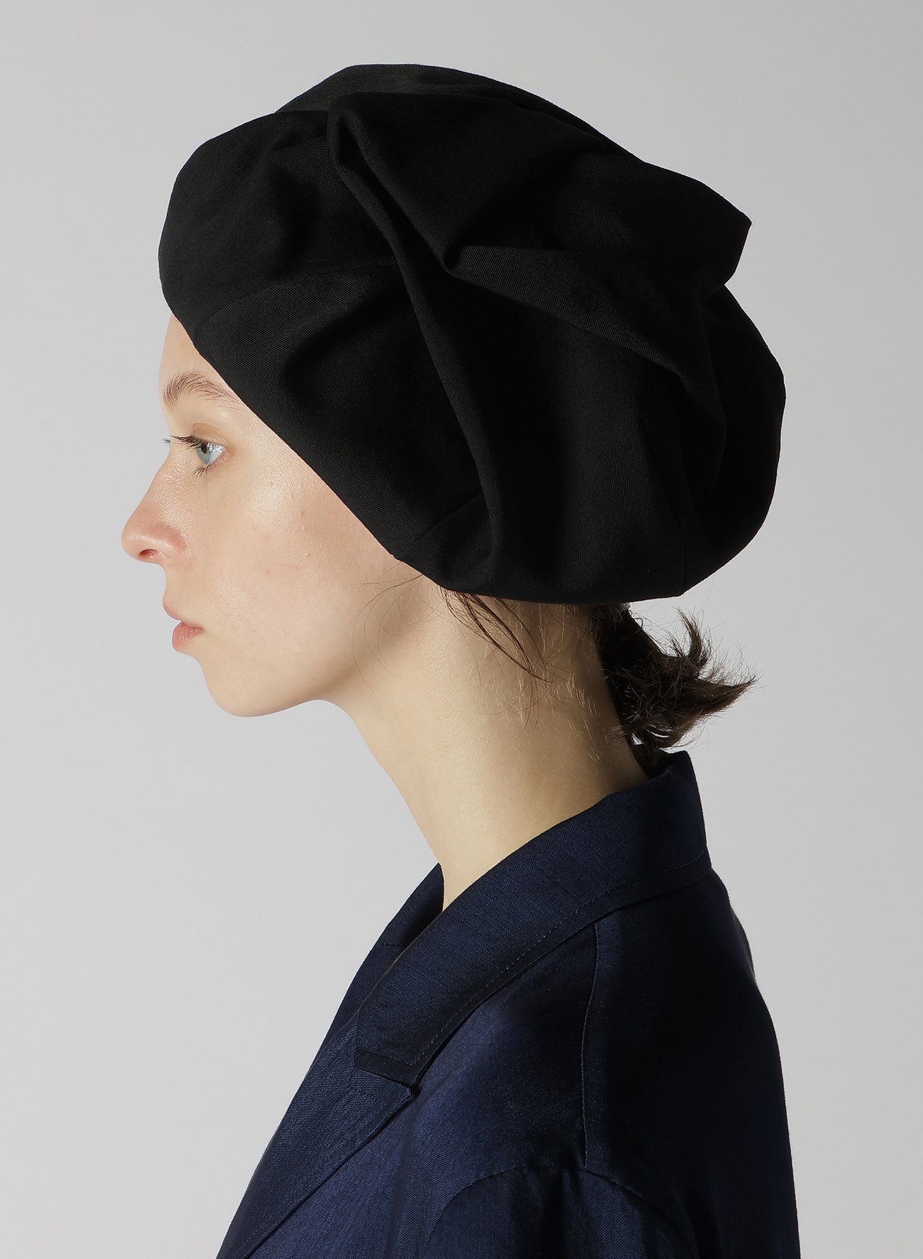 WOOL GABARDINE CROSS BERET