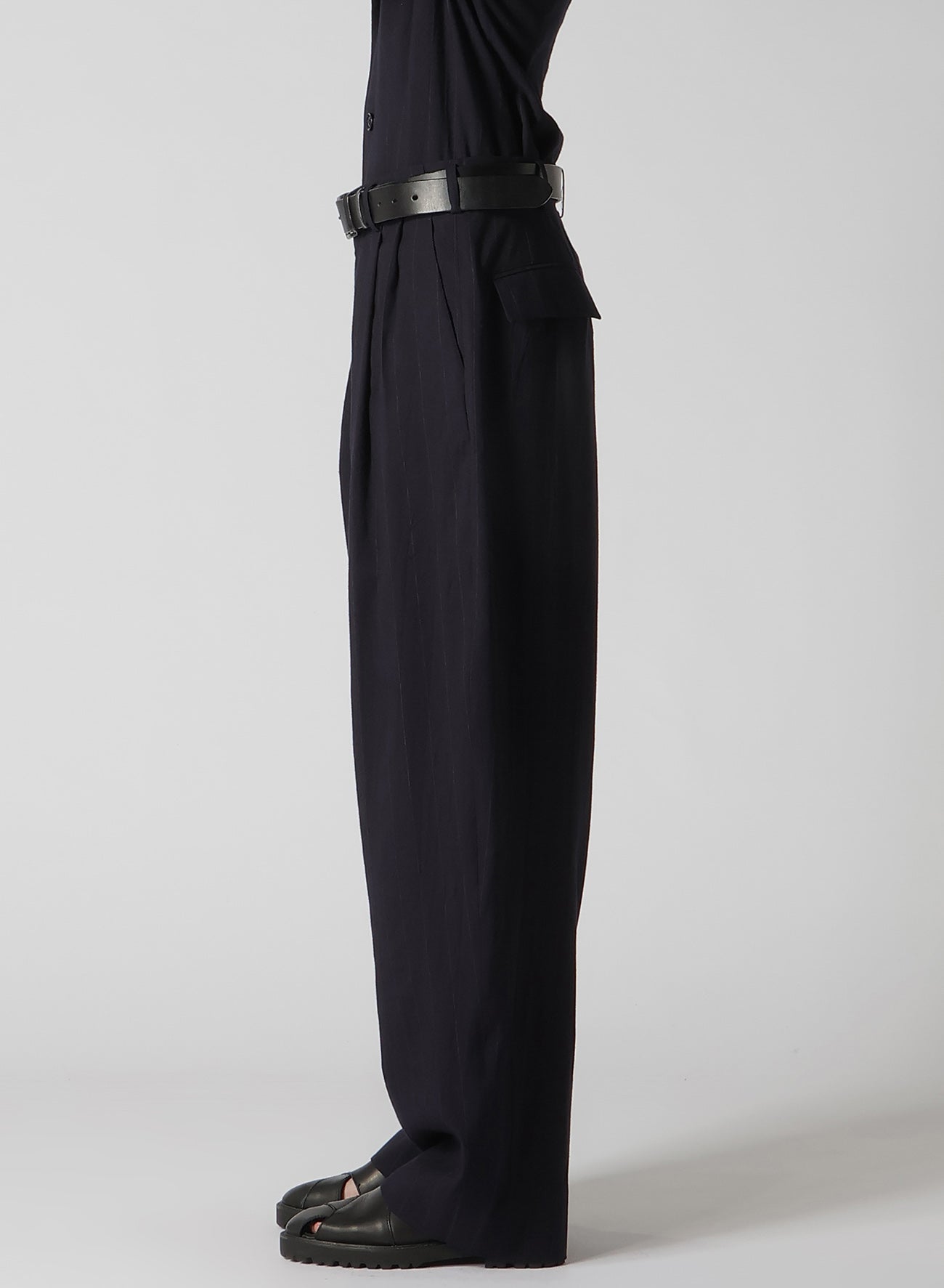 W/RY LIGHT STRIPE DOUBLE TUCKED WIDE PANTS