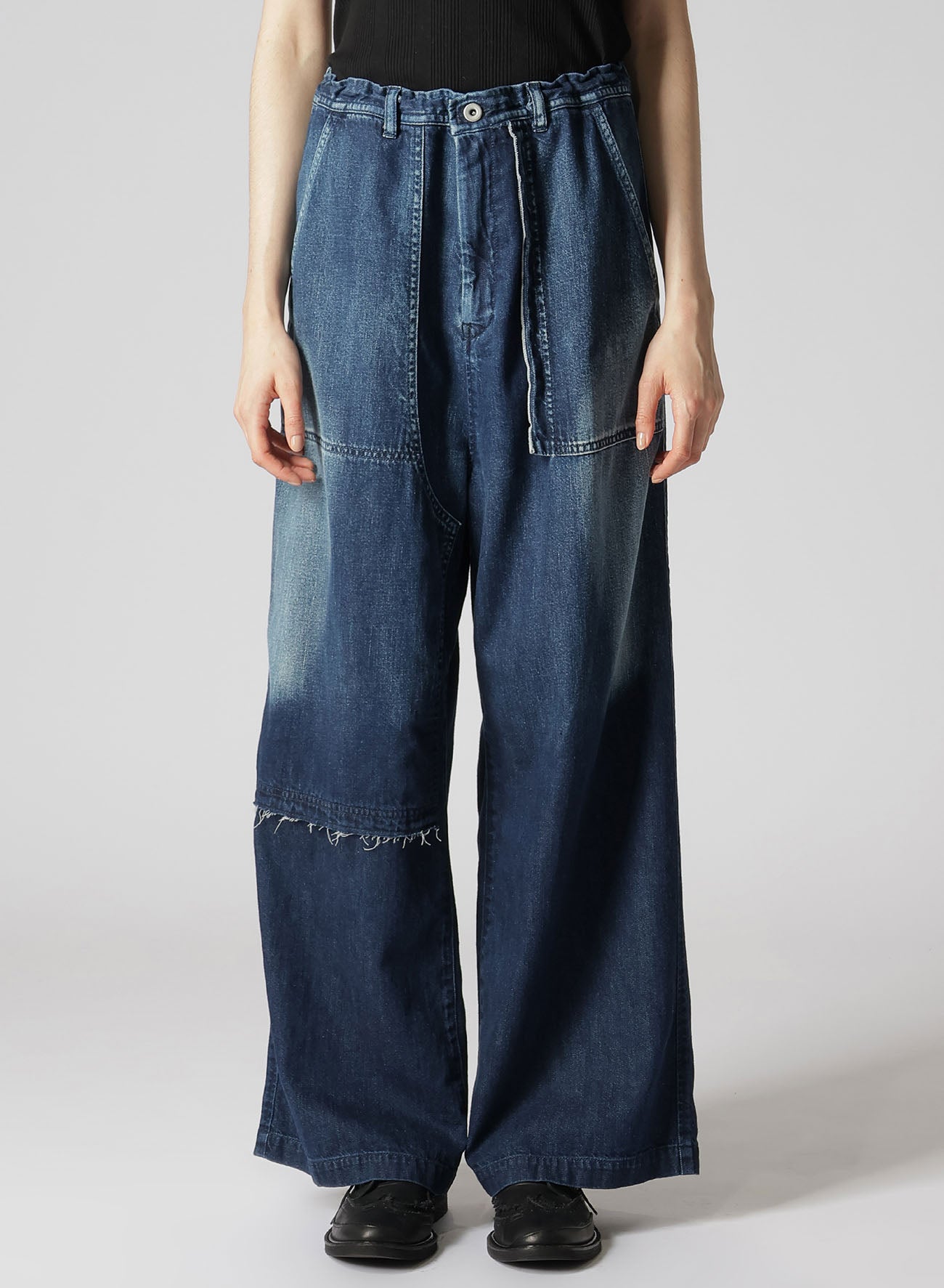 DENIM STRAIGHT PANTS