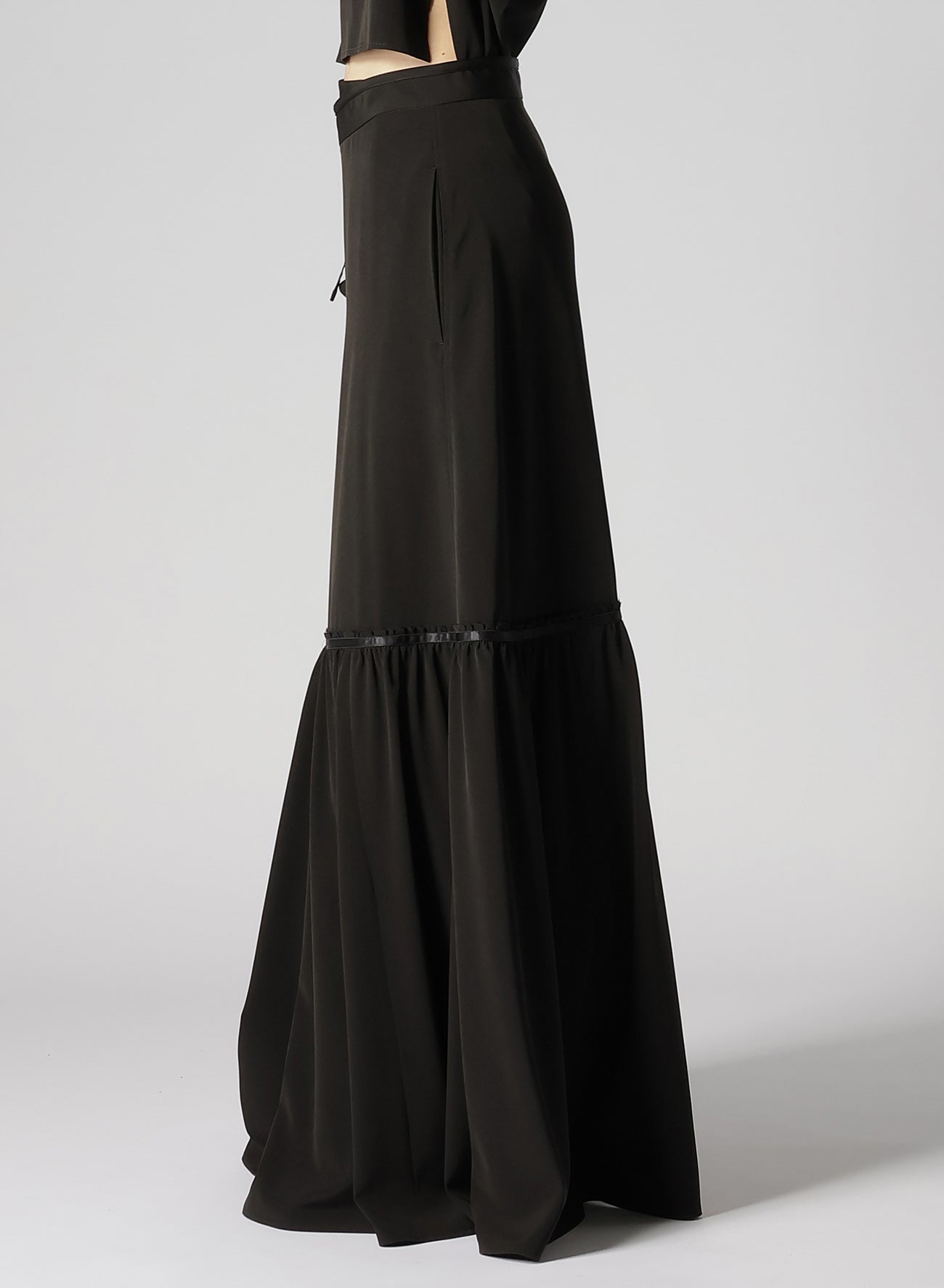 TRIACETATE/POLYESTER TEARED SKIRT