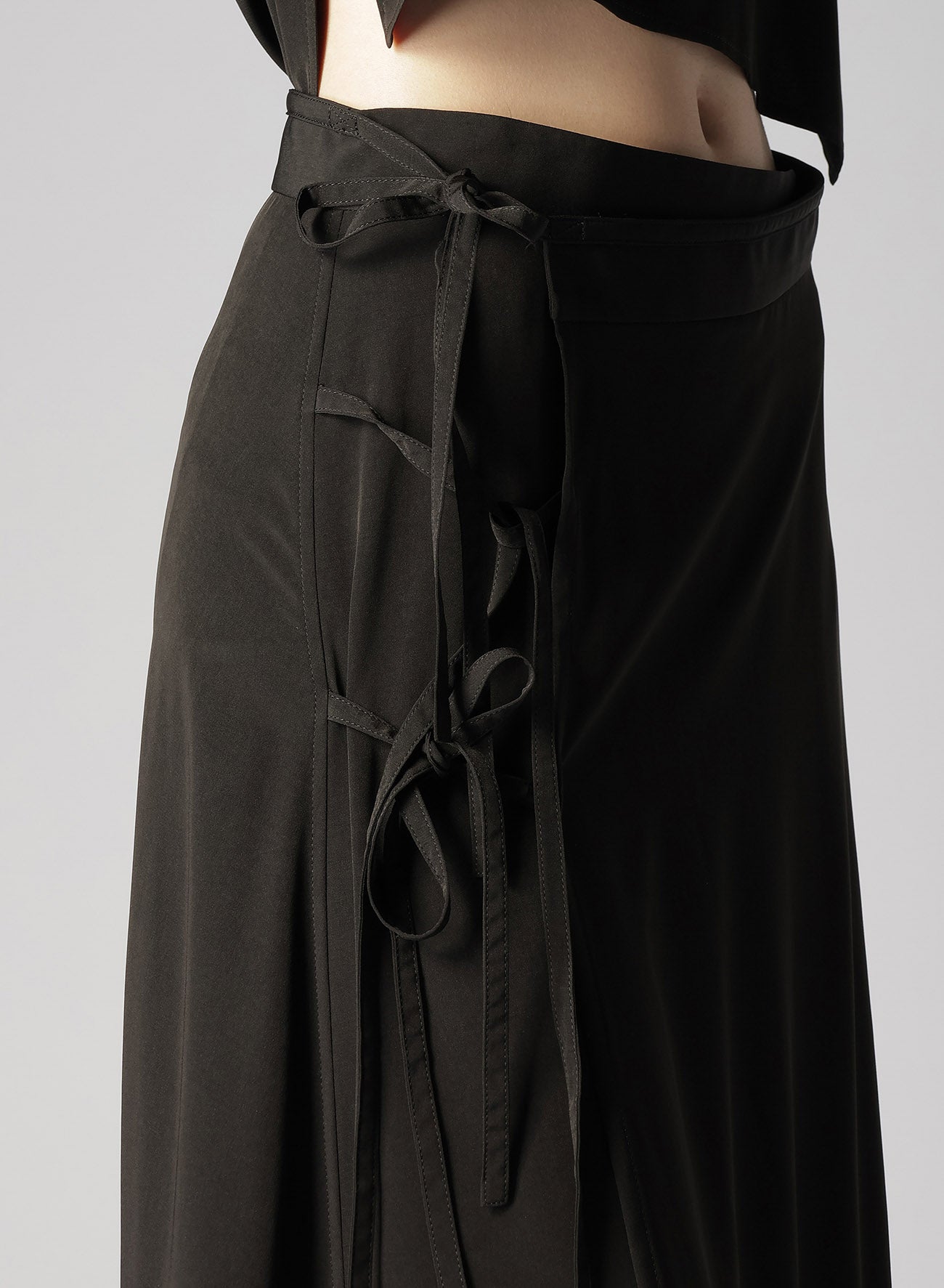 TRIACETATE/POLYESTER TEARED SKIRT