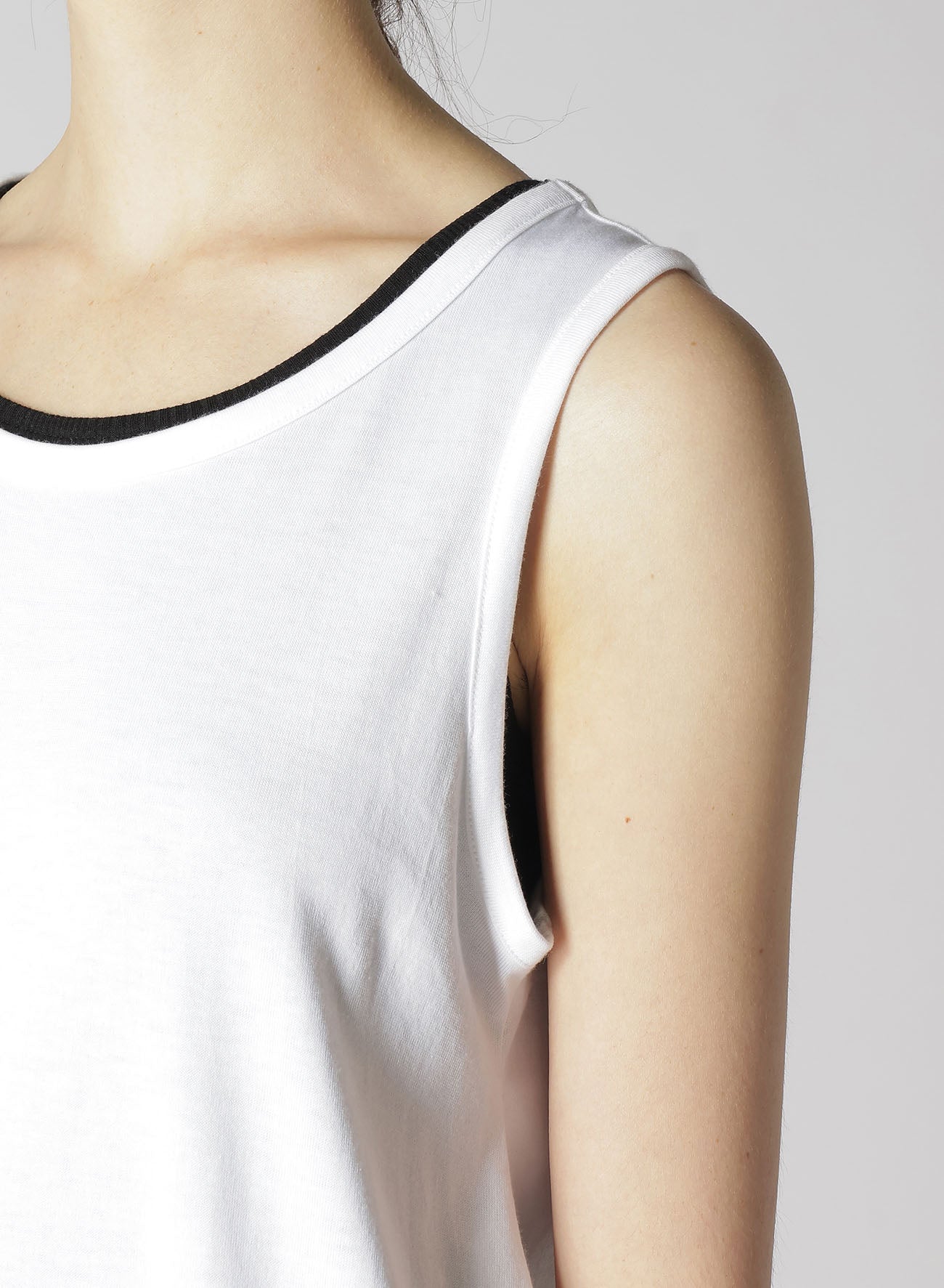 SOFT COTTON JERSEY SLEEVELESS T-SHIRT