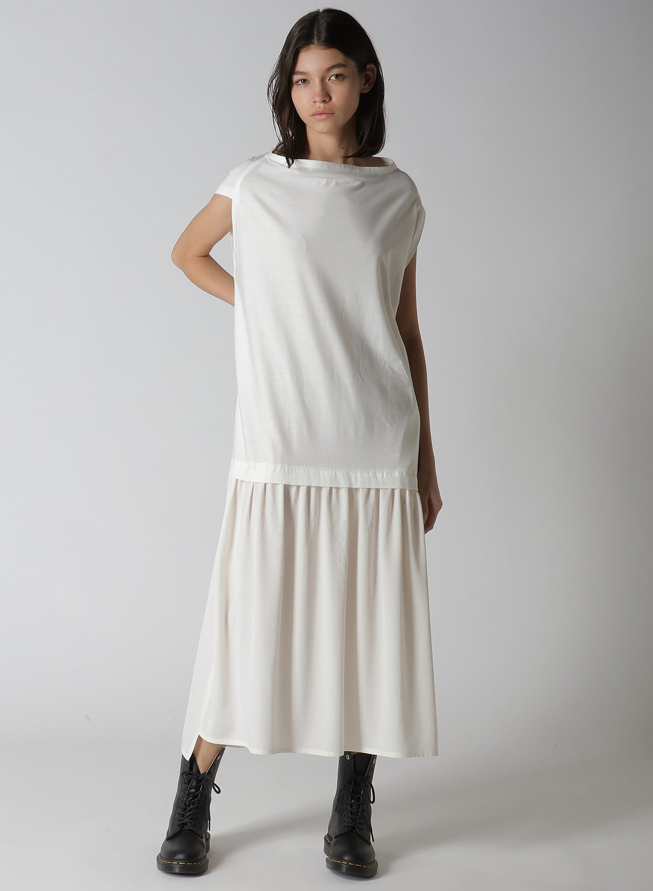 【12/13 12:00(JST) Release】CREPE de CHINE CLOTH FRENCH SLEEVE DRESS