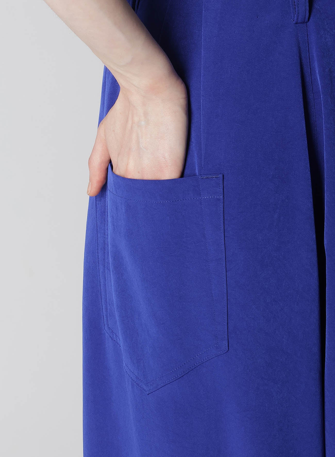 【12/13 12:00(JST) Release】CREPE de CHINE DOUBE TUCKED WIDE PANTS