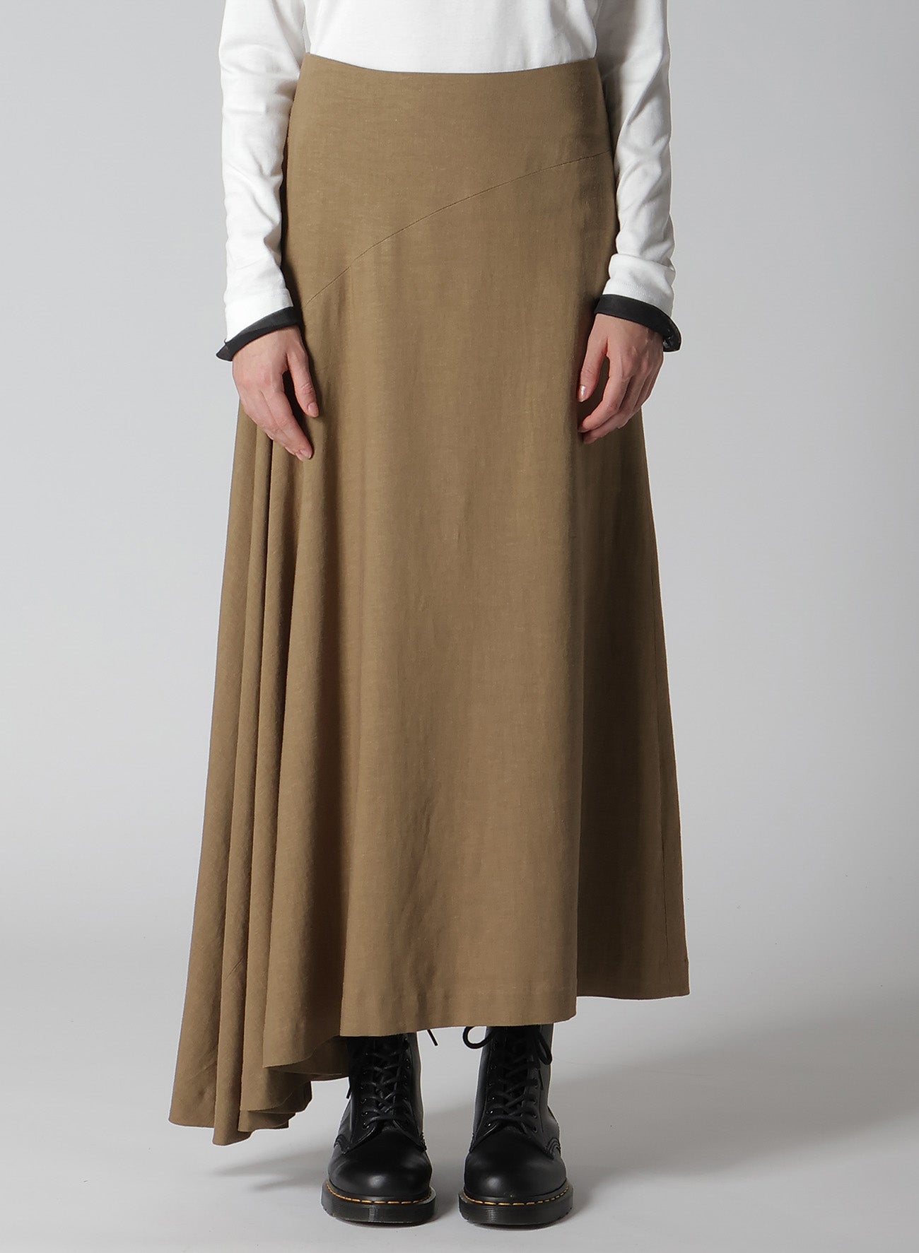 【12/13 12:00(JST) Release】RY/LI CANVAS ASYMMETERIC FLARE SKIRT