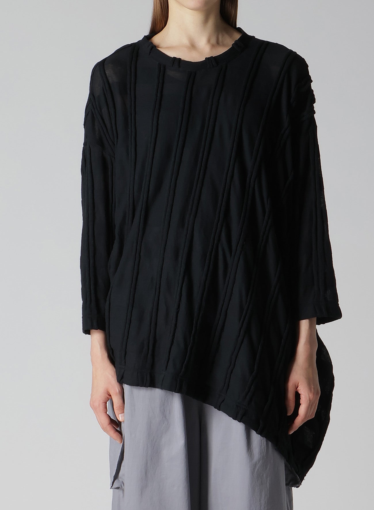 【12/13 12:00(JST) Release】CHECK CUT JACQUARD ASYMMETRIC DRAPE T