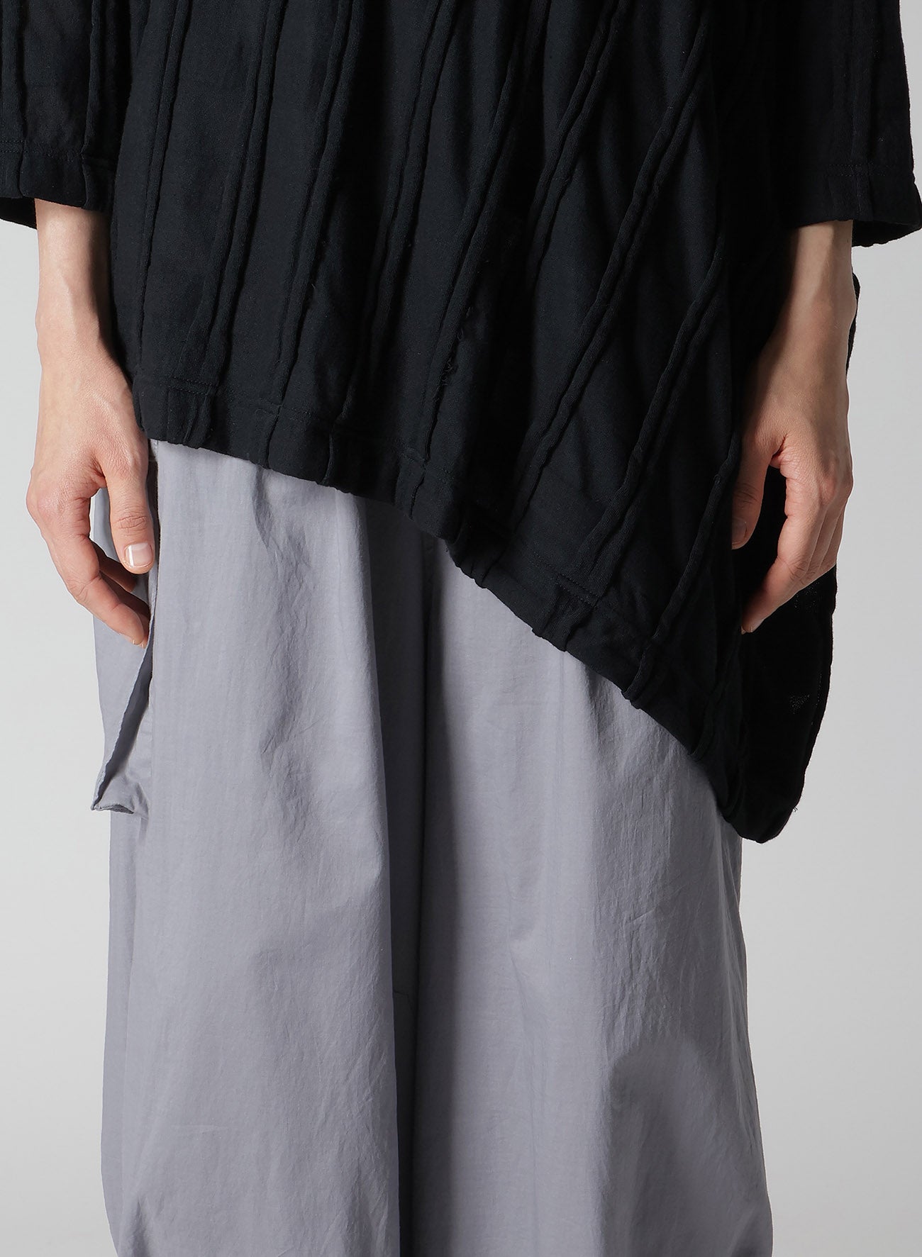 【12/13 12:00(JST) Release】CHECK CUT JACQUARD ASYMMETRIC DRAPE T