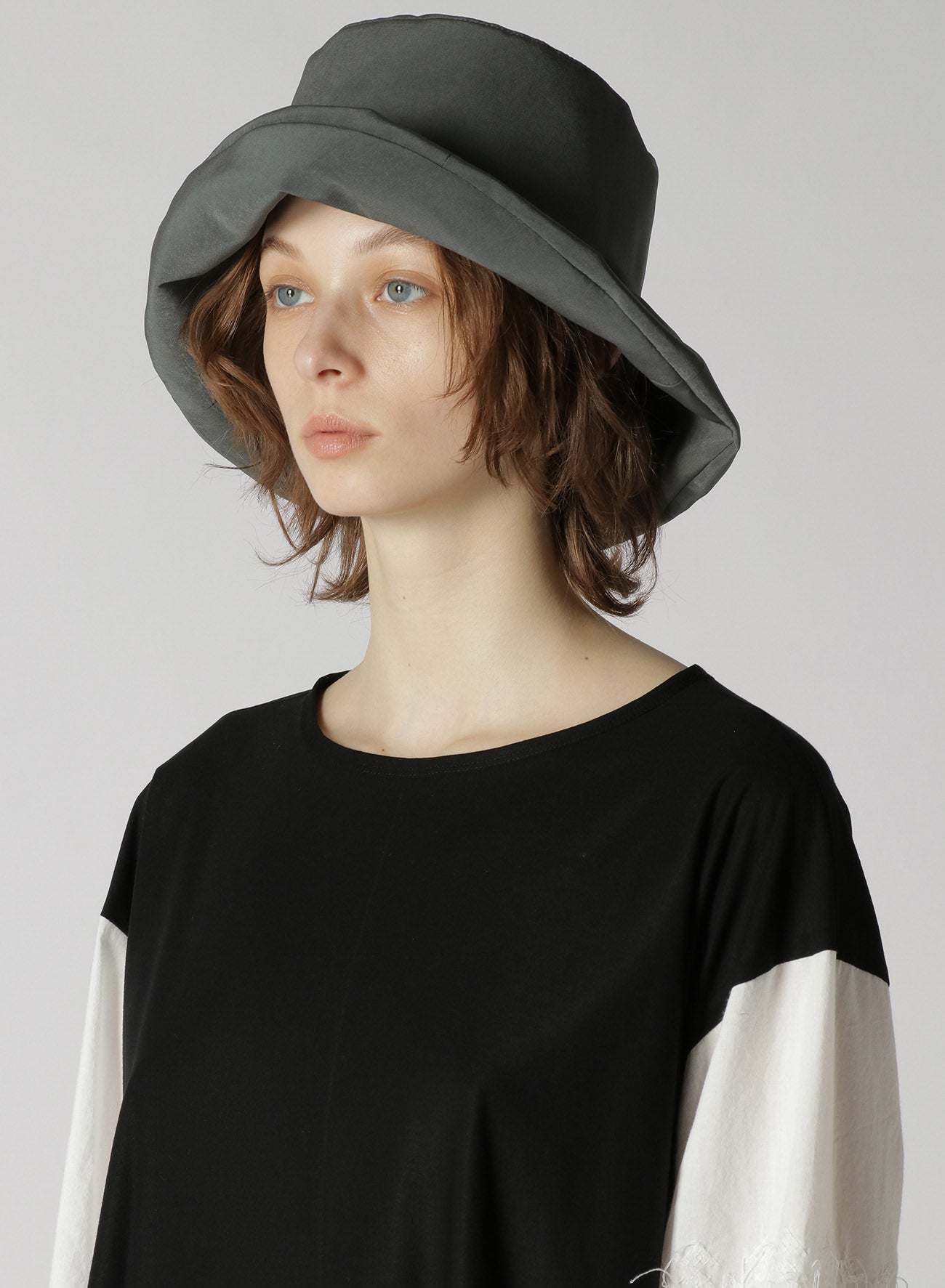 TA/PE CREPE de CHINE CLOCHE