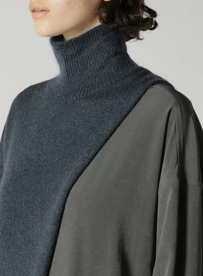 MOHAIR BLEND TURTLENECK