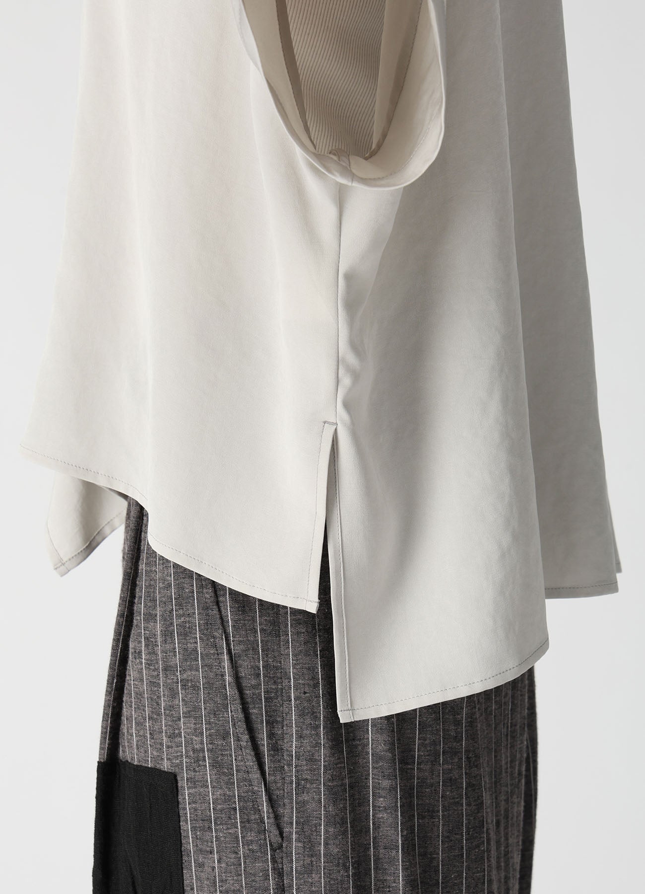 TA/PE CREPE DE CHINE HALF SLEEVE BOX SHIRT