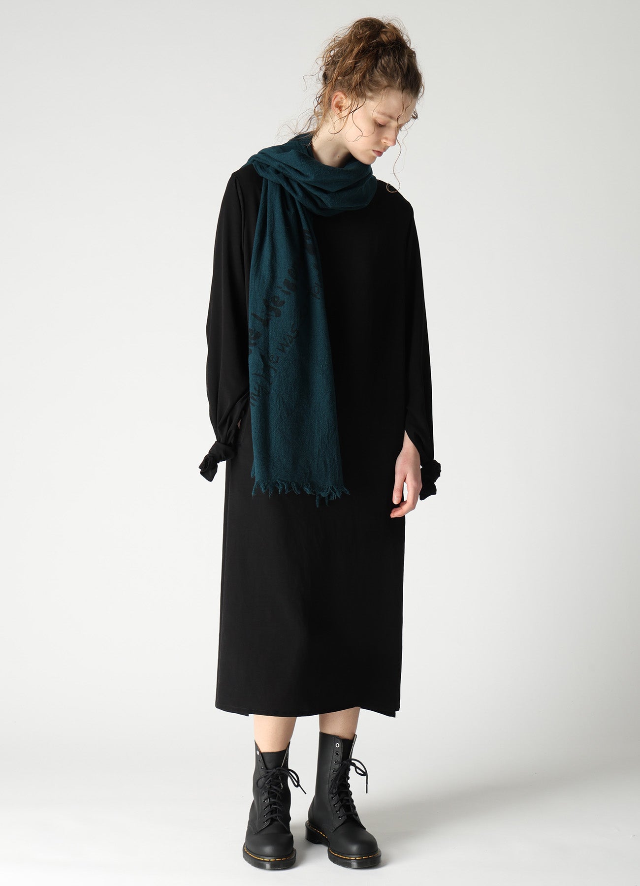 TA/PE CREPE DE CHINE KNOT SLEEVE DRESS