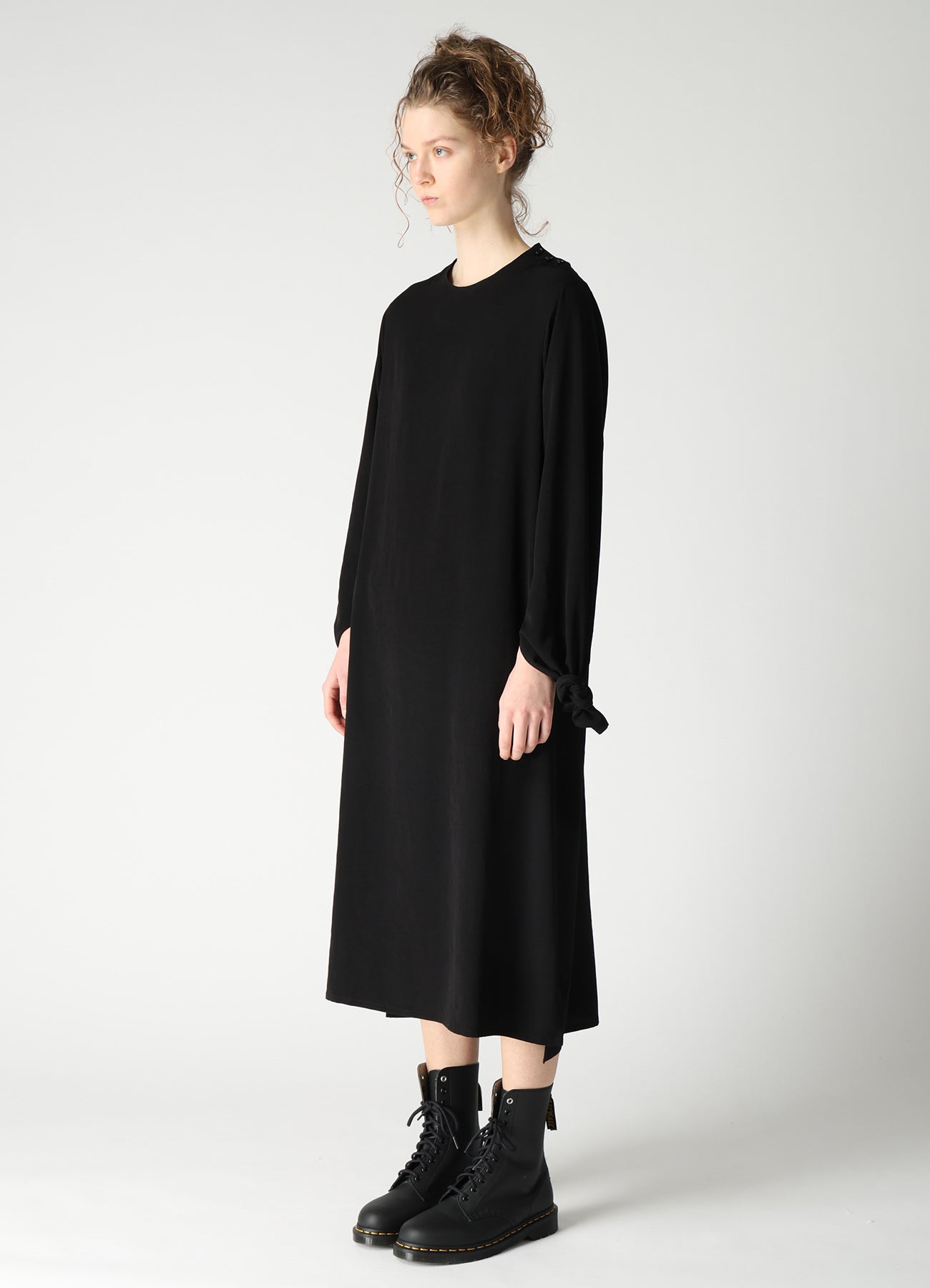 TA/PE CREPE DE CHINE KNOT SLEEVE DRESS