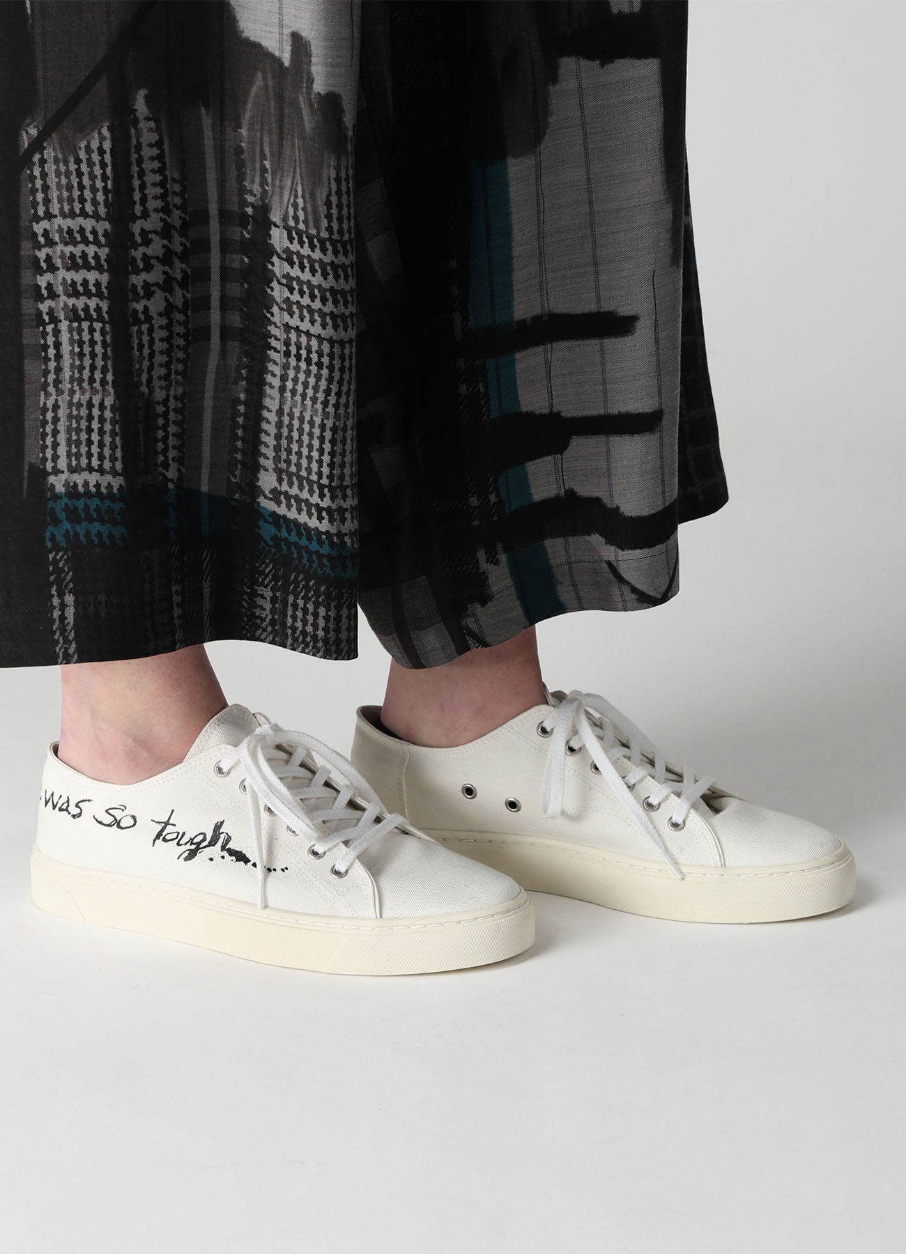 "ONE LIFE" COTTON CANVAS LOW-CUT SNEAKER