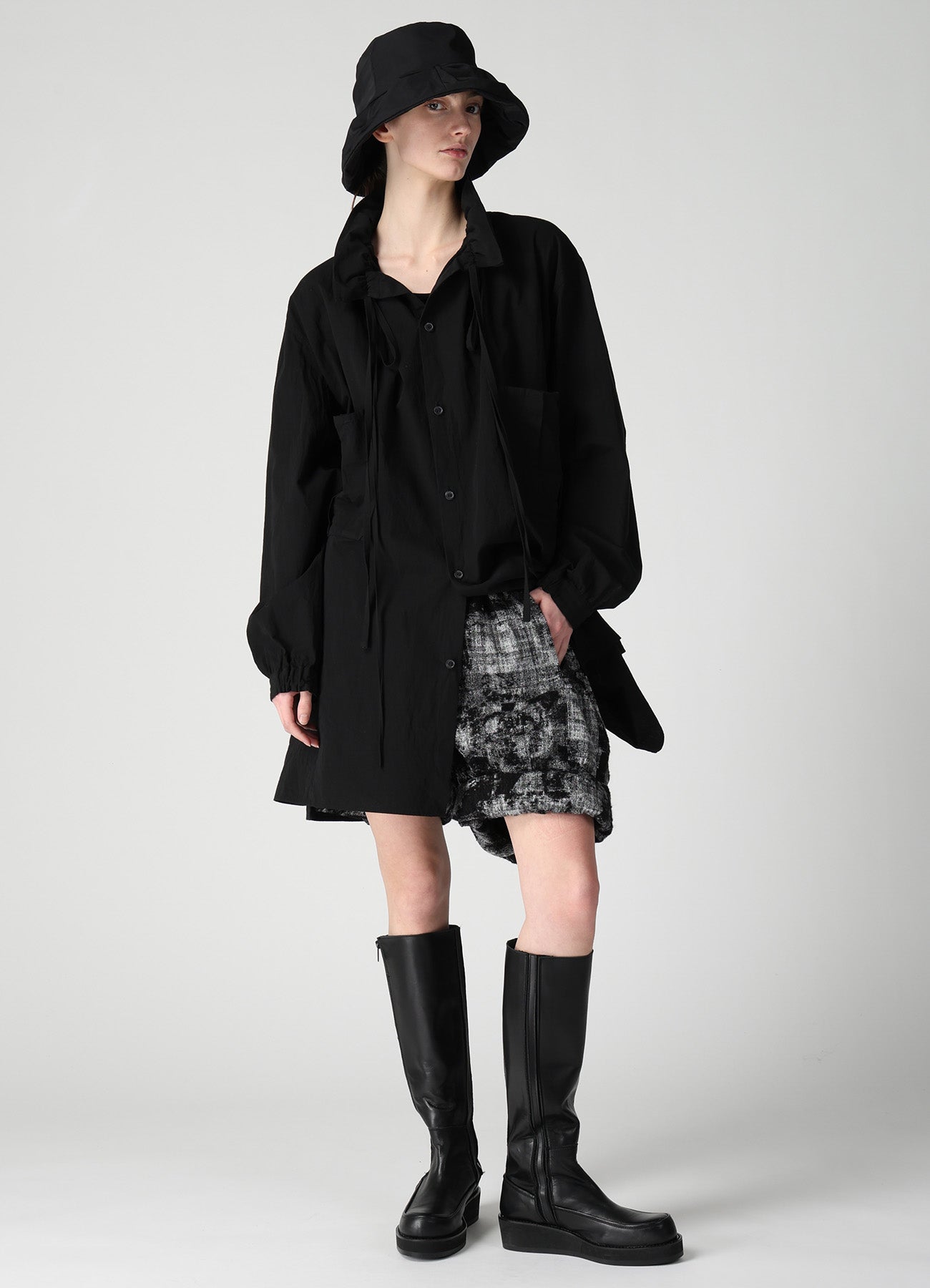 POLYESTER TUCKED CASABLANCA