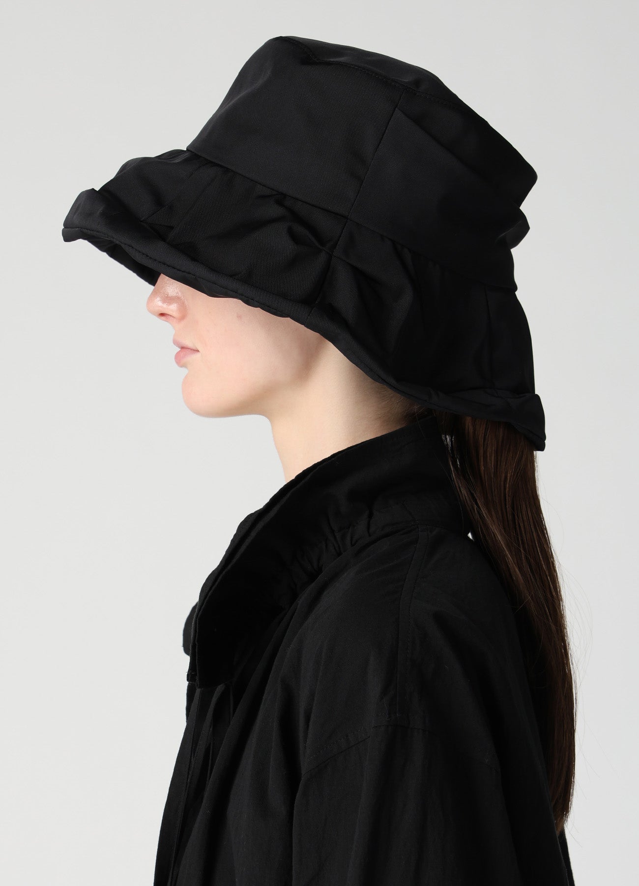 POLYESTER TUCKED CASABLANCA