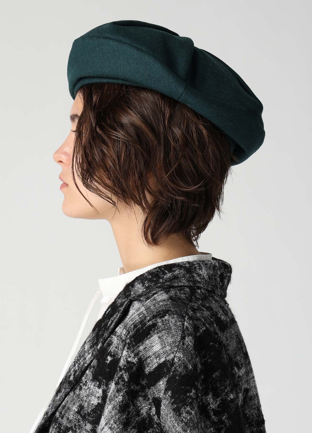 WOOL FLANNEL GATHERED BERET