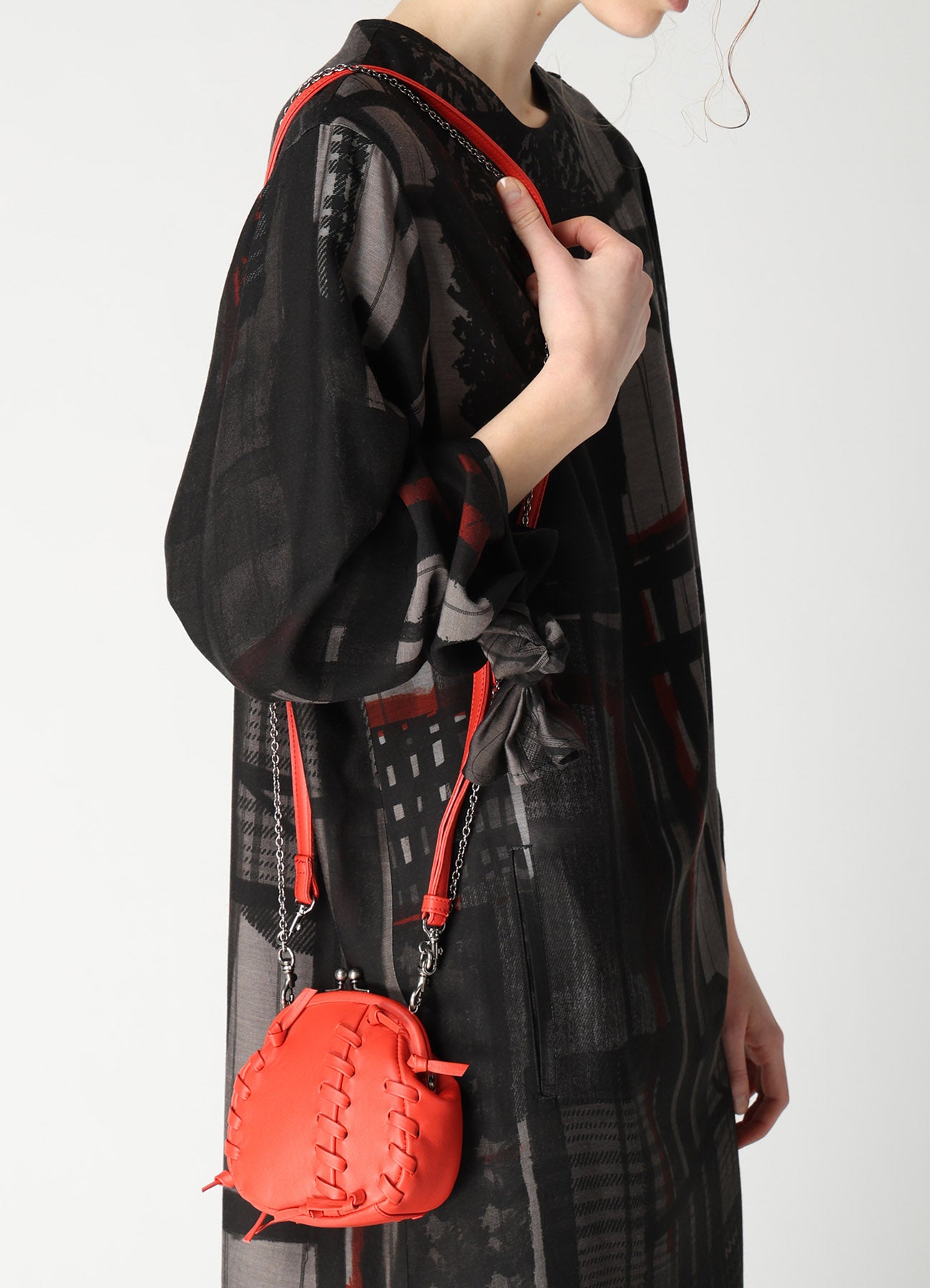 SEMI GLOSS LEATHER LACE UP SHOULDER BAG – THE SHOP YOHJI YAMAMOTO