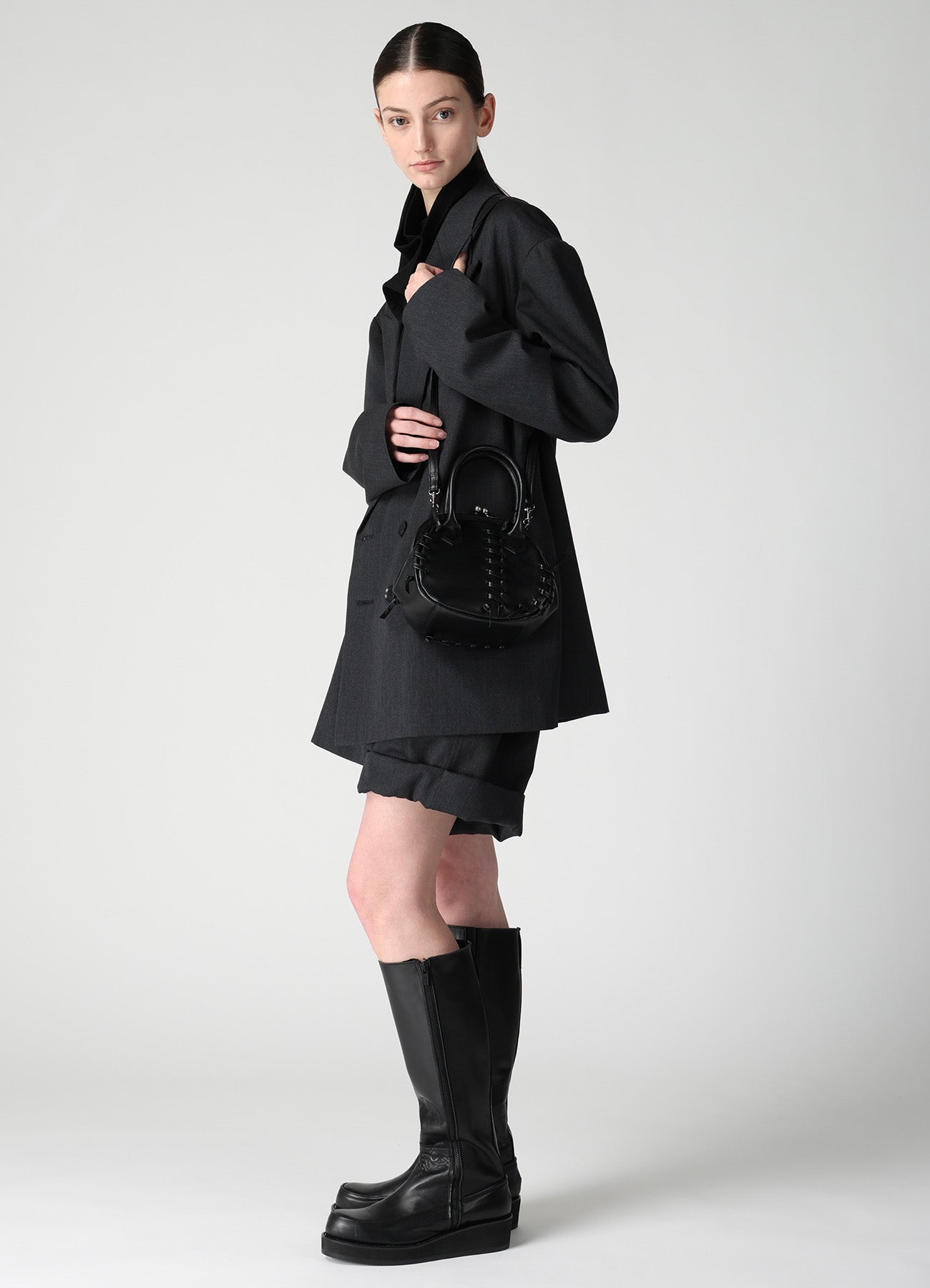 SEMI GLOSS LEATHER LACE UP BAG