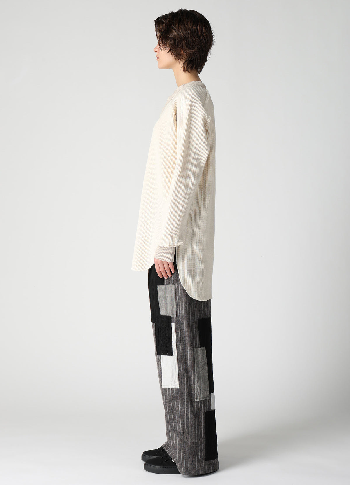 WAFFLE HENLEY NECK PULLOVER