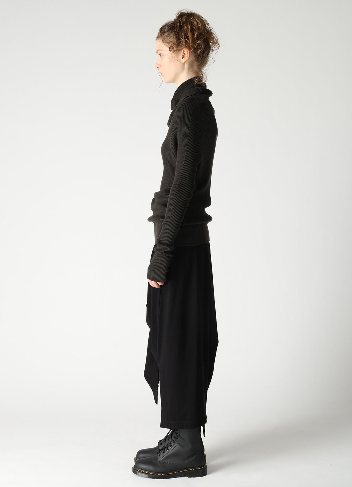 COTTON BLEND HIGH NECK RIB KNIT