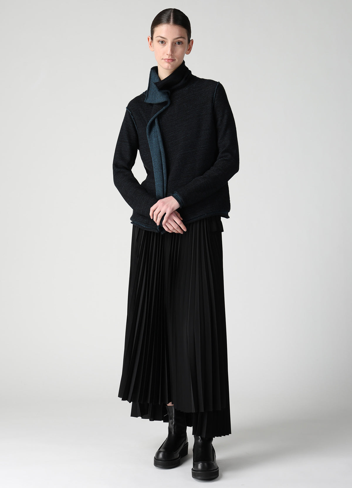 JERSEY PLATING HIGH NECK PULLOVER