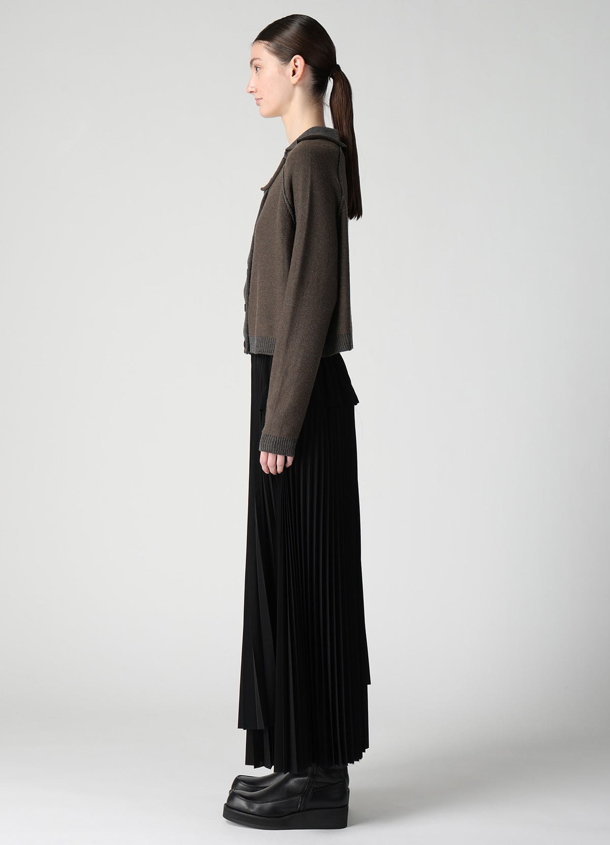 JERSEY PLATING ROUND NECK CARDIGAN