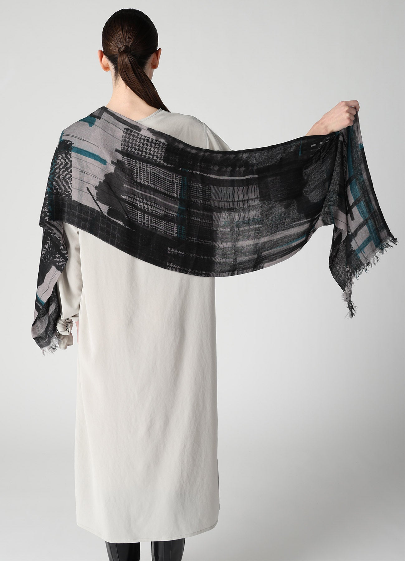 RAYON CASHMERE PRINT SCARF