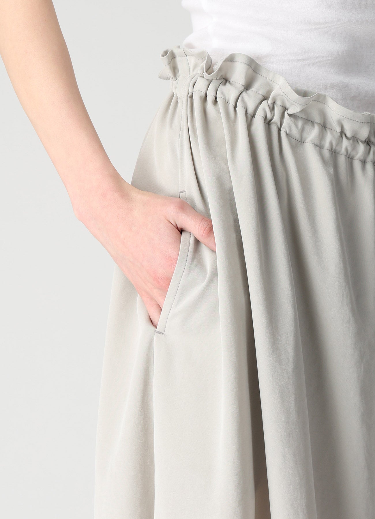 TA/PE CREPE DE CHINE SLIT GATHER PANTS