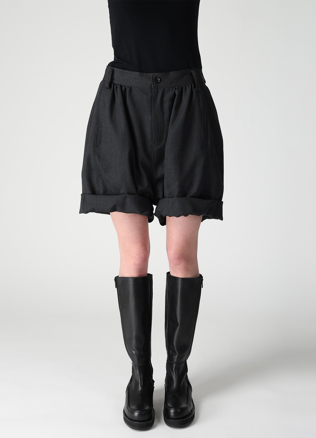 WOOL GABARDINE BALLOON SHORT PANTS – THE SHOP YOHJI YAMAMOTO