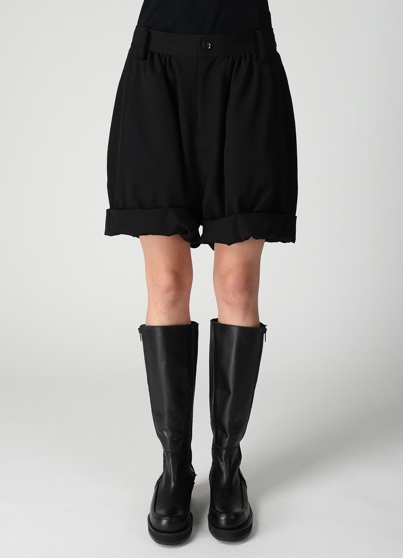 WOOL GABARDINE BALLOON SHORT PANTS – THE SHOP YOHJI YAMAMOTO