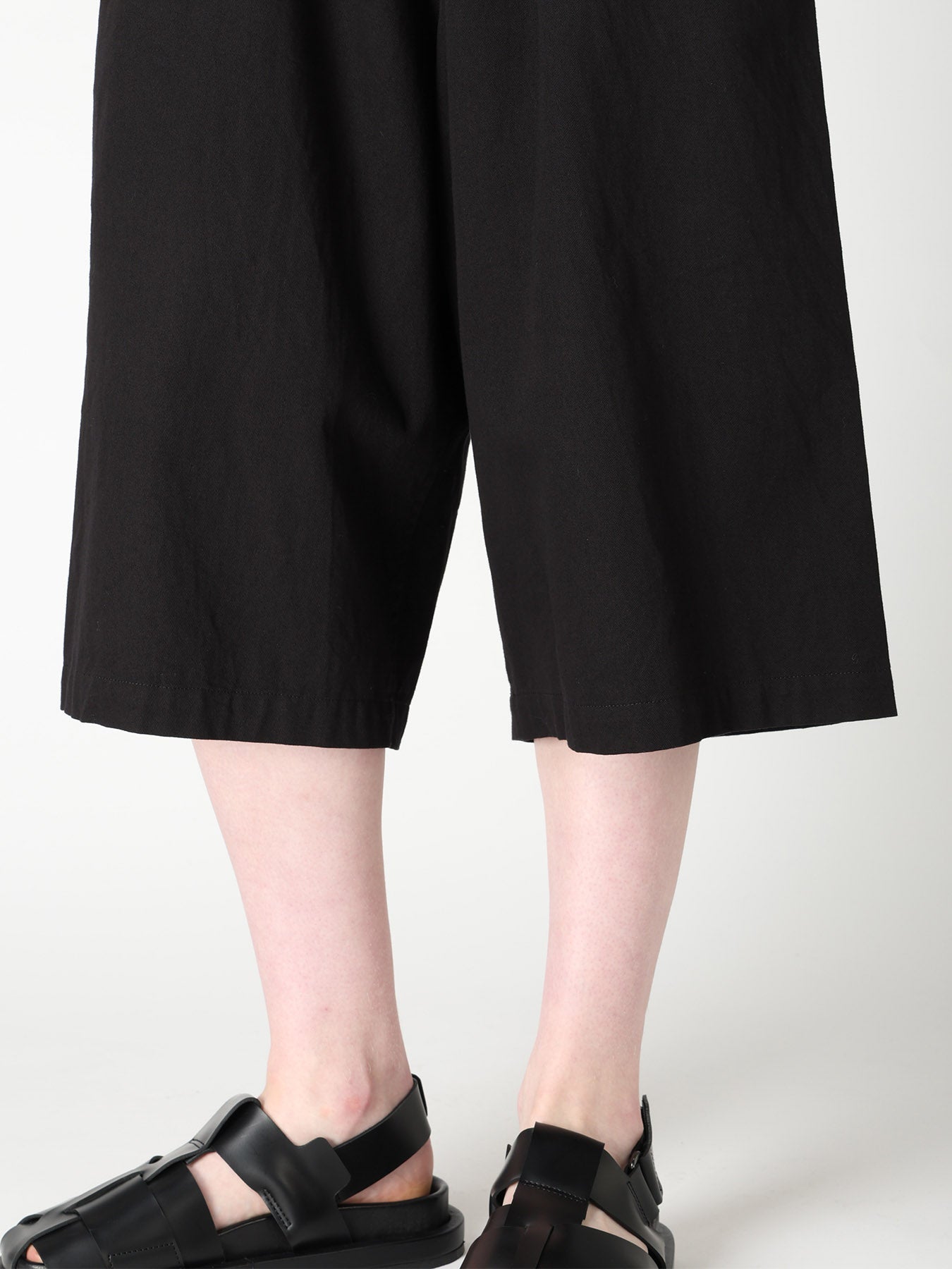 [Y's BORN PRODUCT] 3/4 LENGTH STRING PANTS