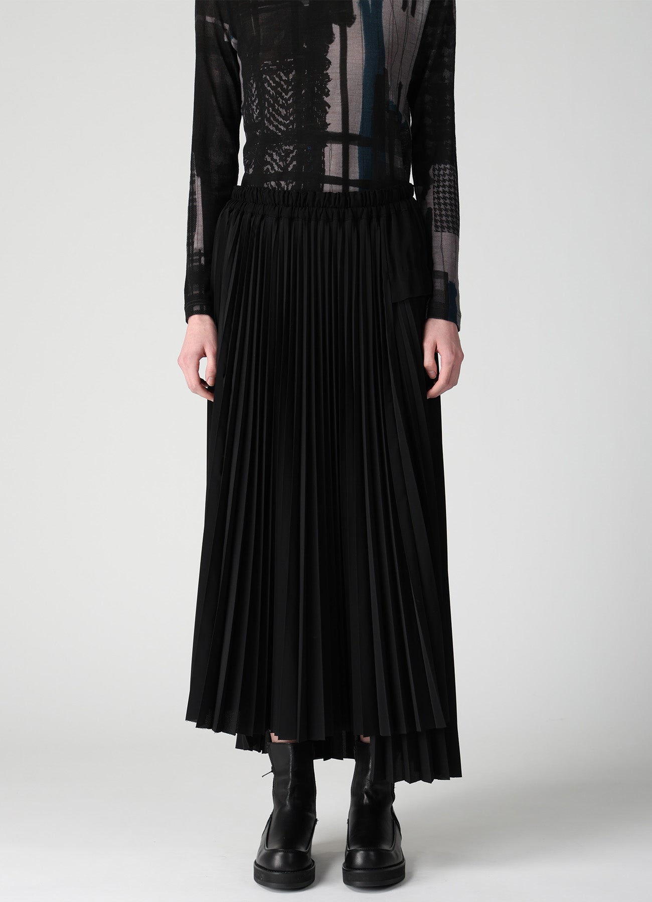 POLYESTER CREPE DE CHINE PLEATED SKIRT