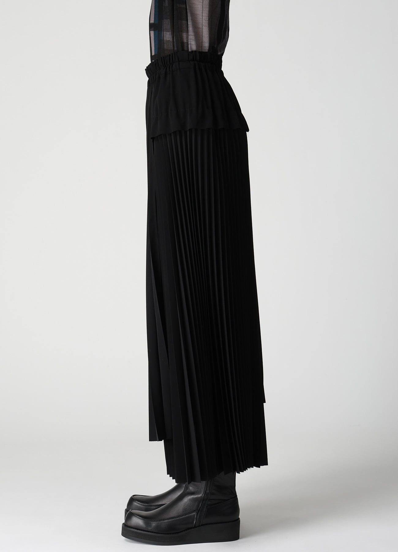 POLYESTER CREPE DE CHINE PLEATED SKIRT