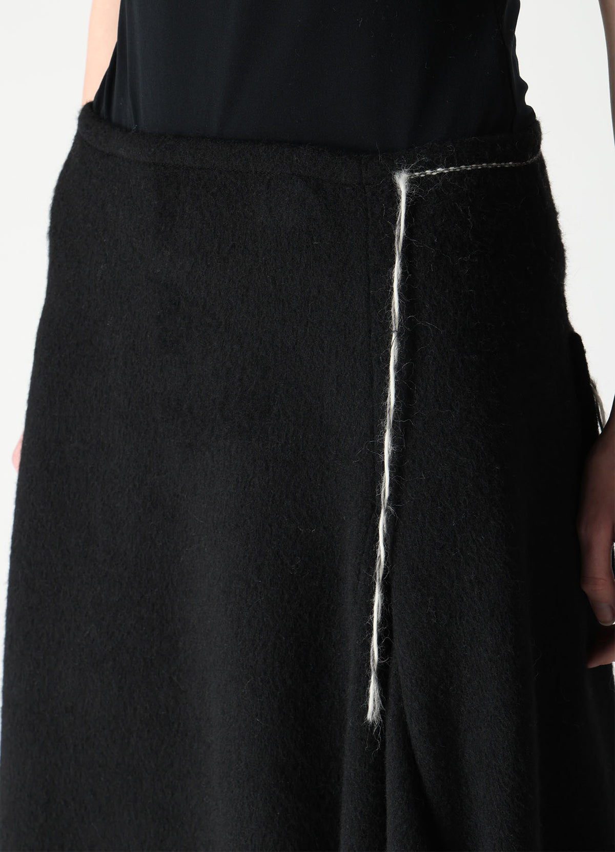 LIGHT SHAGGY BIG STITCH FLARE SKIRT