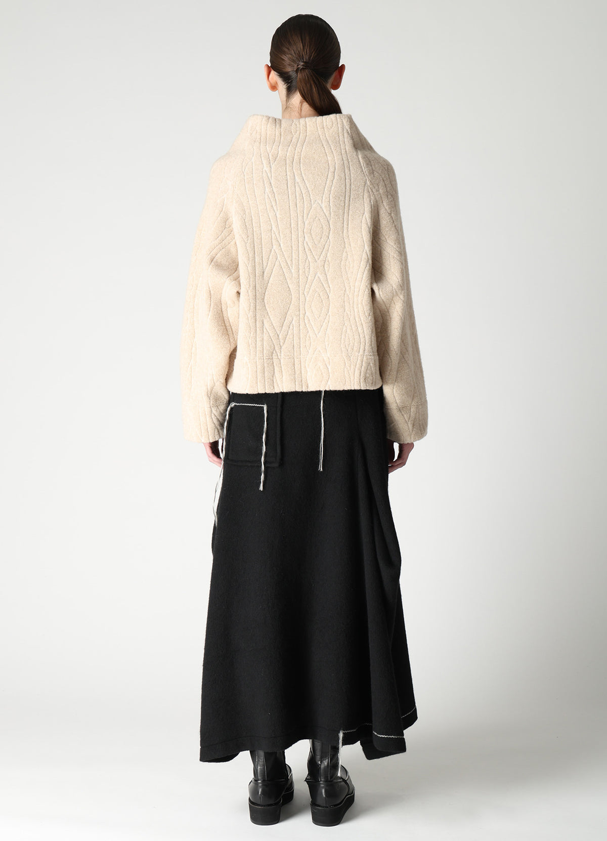CABLE PILE JACQUARD MID LENGTH RAGLAN T-SHIRTS