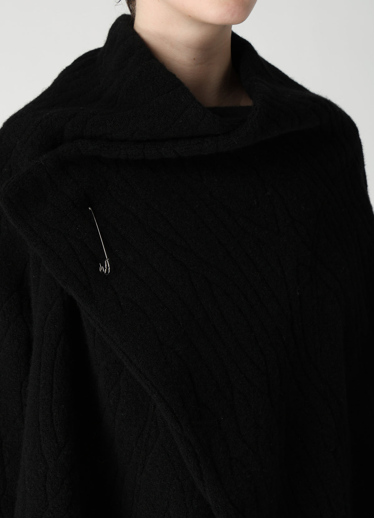 CABLE PILE JACQUARD 3/4 SLEEVE RAGLAN CARDIGAN